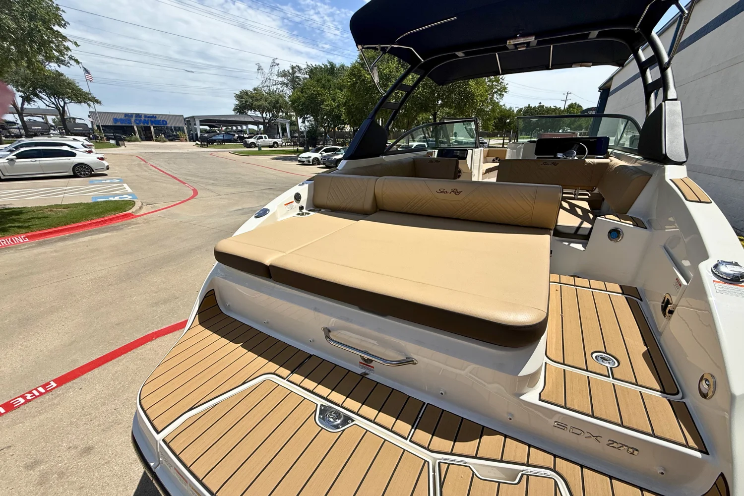 2026 Sea Ray SDX 270 Image Thumbnail #4