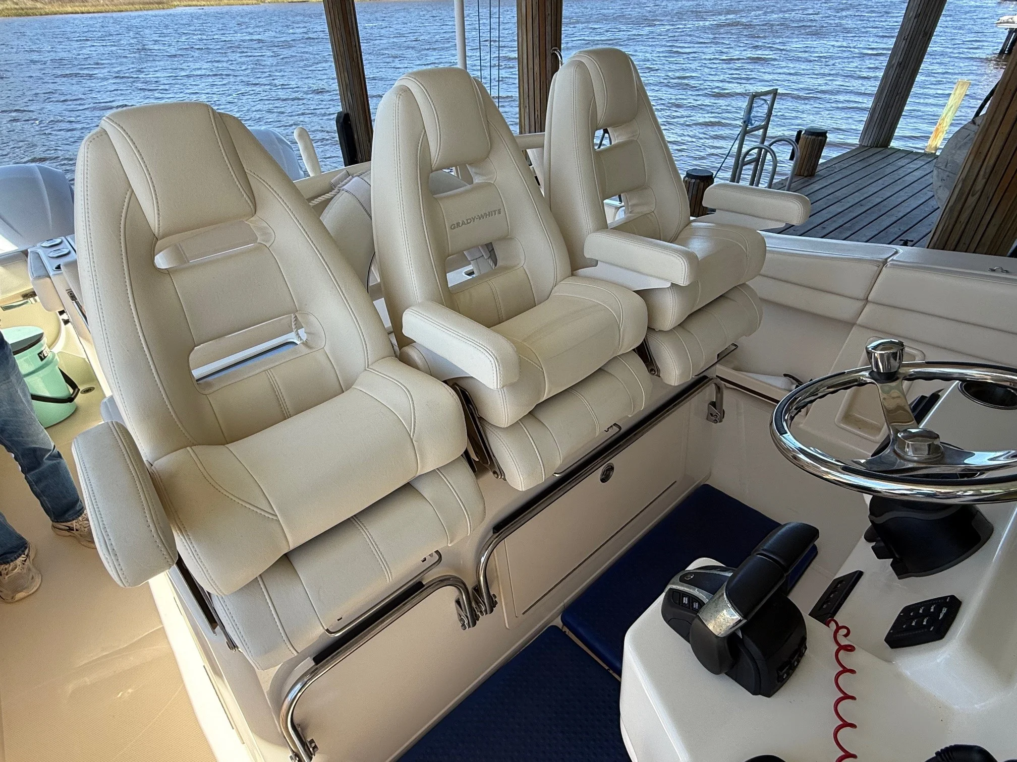 2021 Grady-White CANYON 336 Image Thumbnail #17