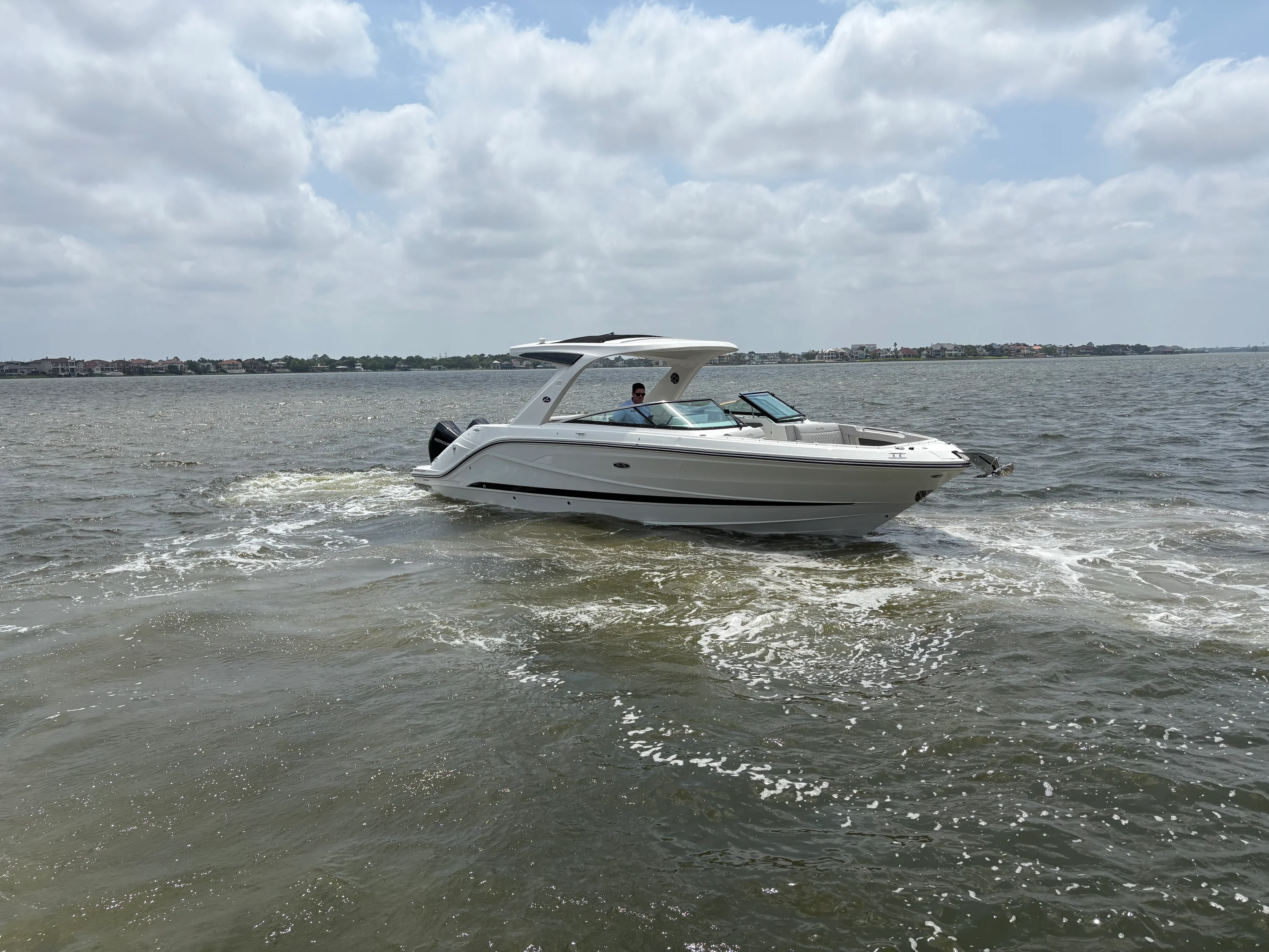 2026 Sea Ray SLX 310 Outboard Image Thumbnail #5
