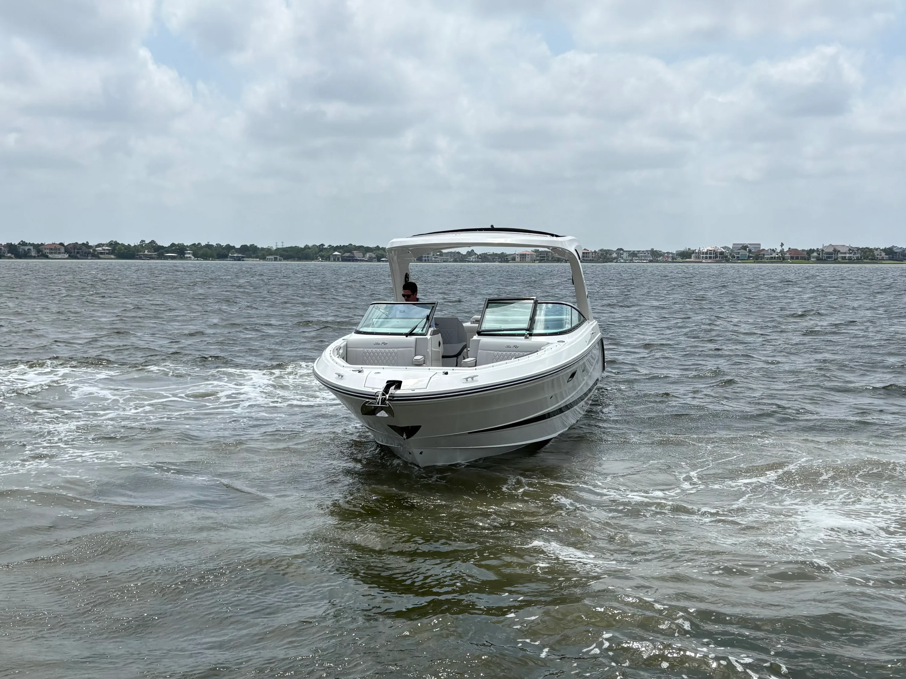 2026 Sea Ray SLX 310 Outboard Image Thumbnail #10