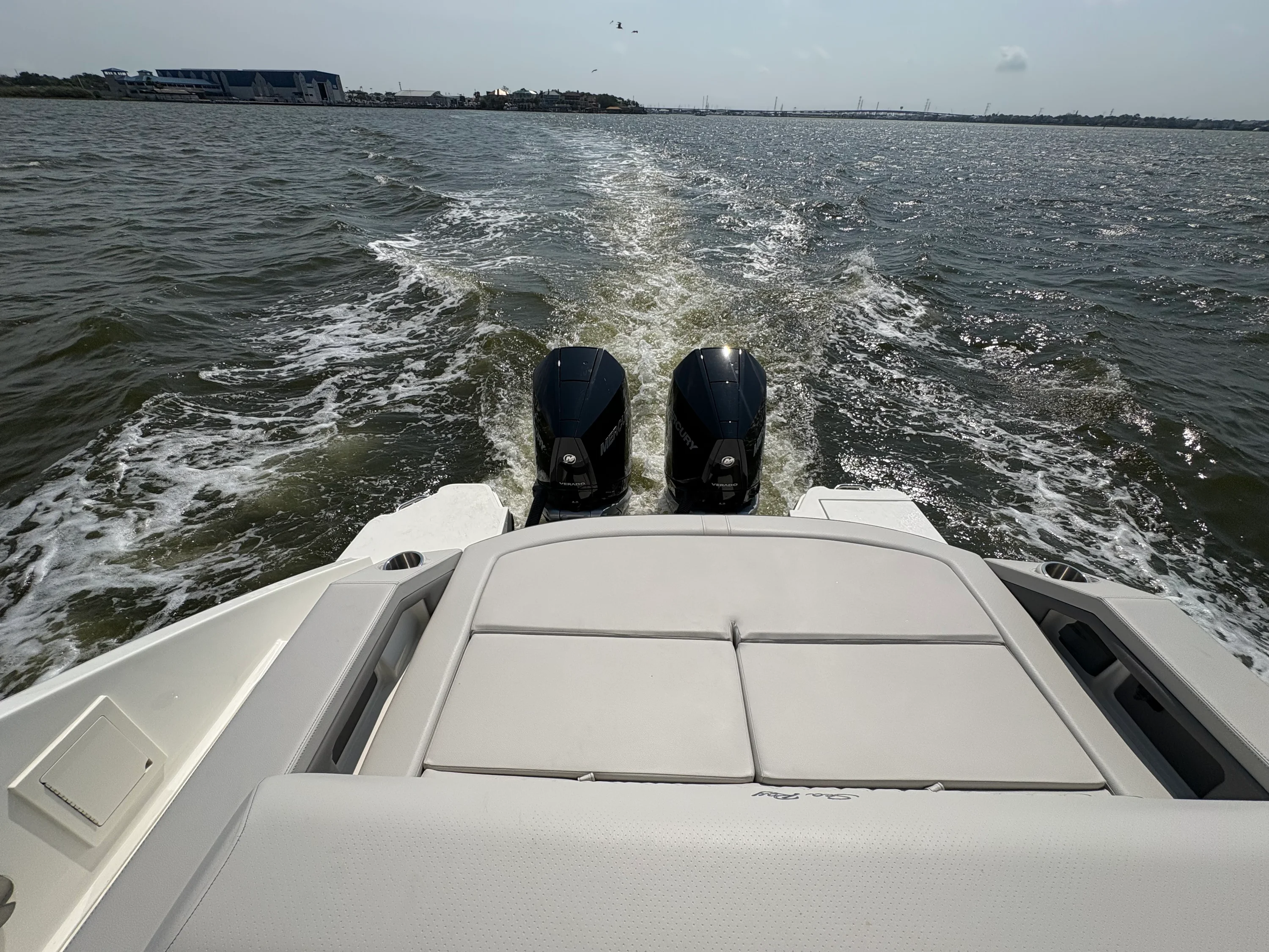 2026 Sea Ray SLX 310 Outboard Image Thumbnail #16