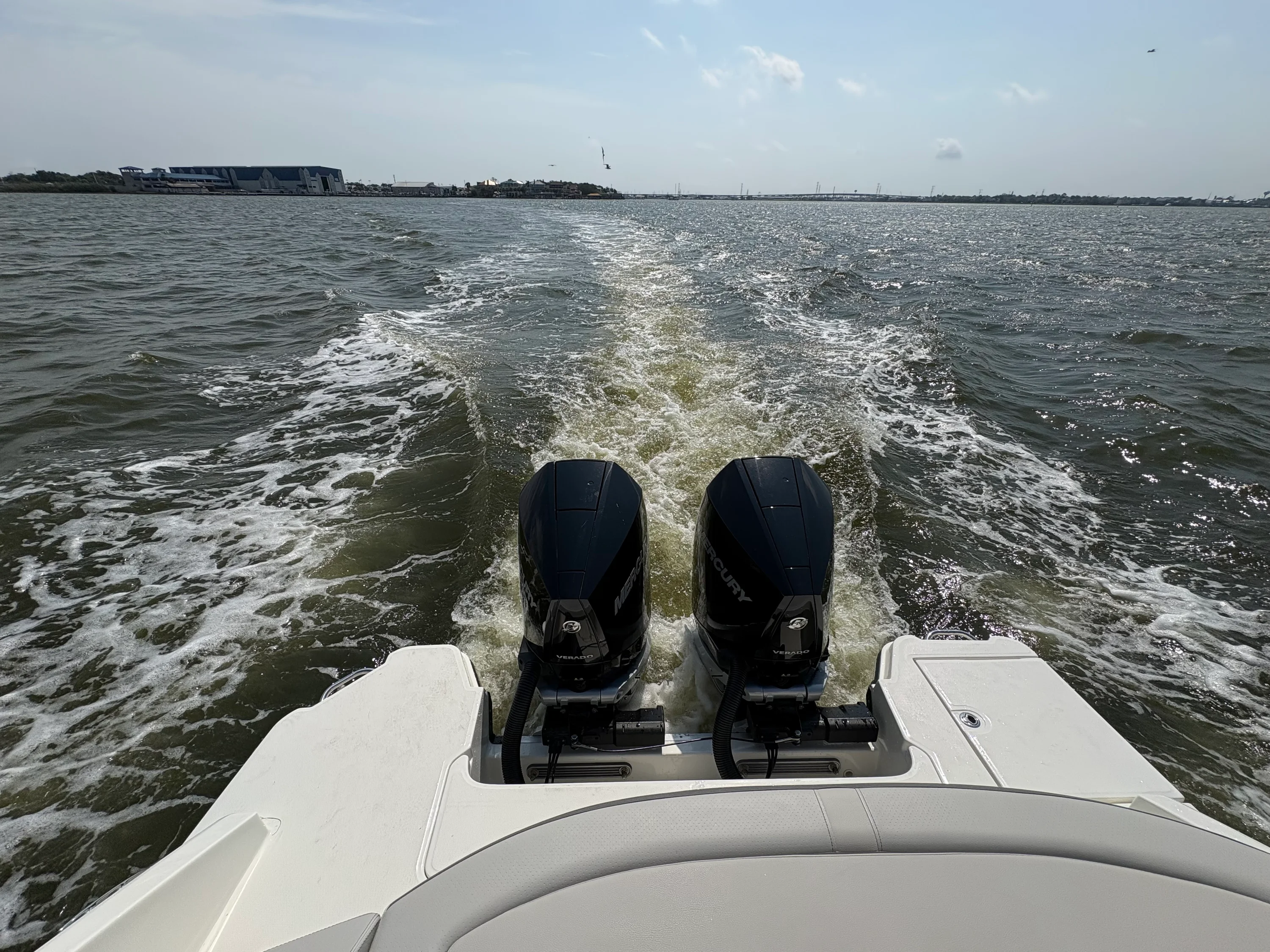 2026 Sea Ray SLX 310 Outboard Image Thumbnail #21