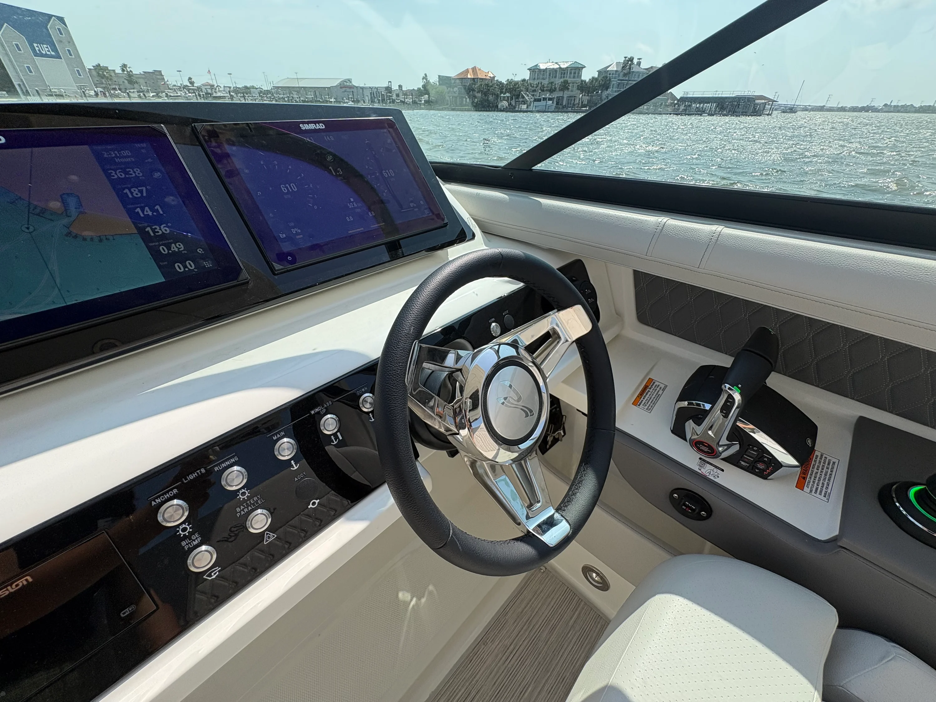 2026 Sea Ray SLX 310 Outboard Image Thumbnail #41