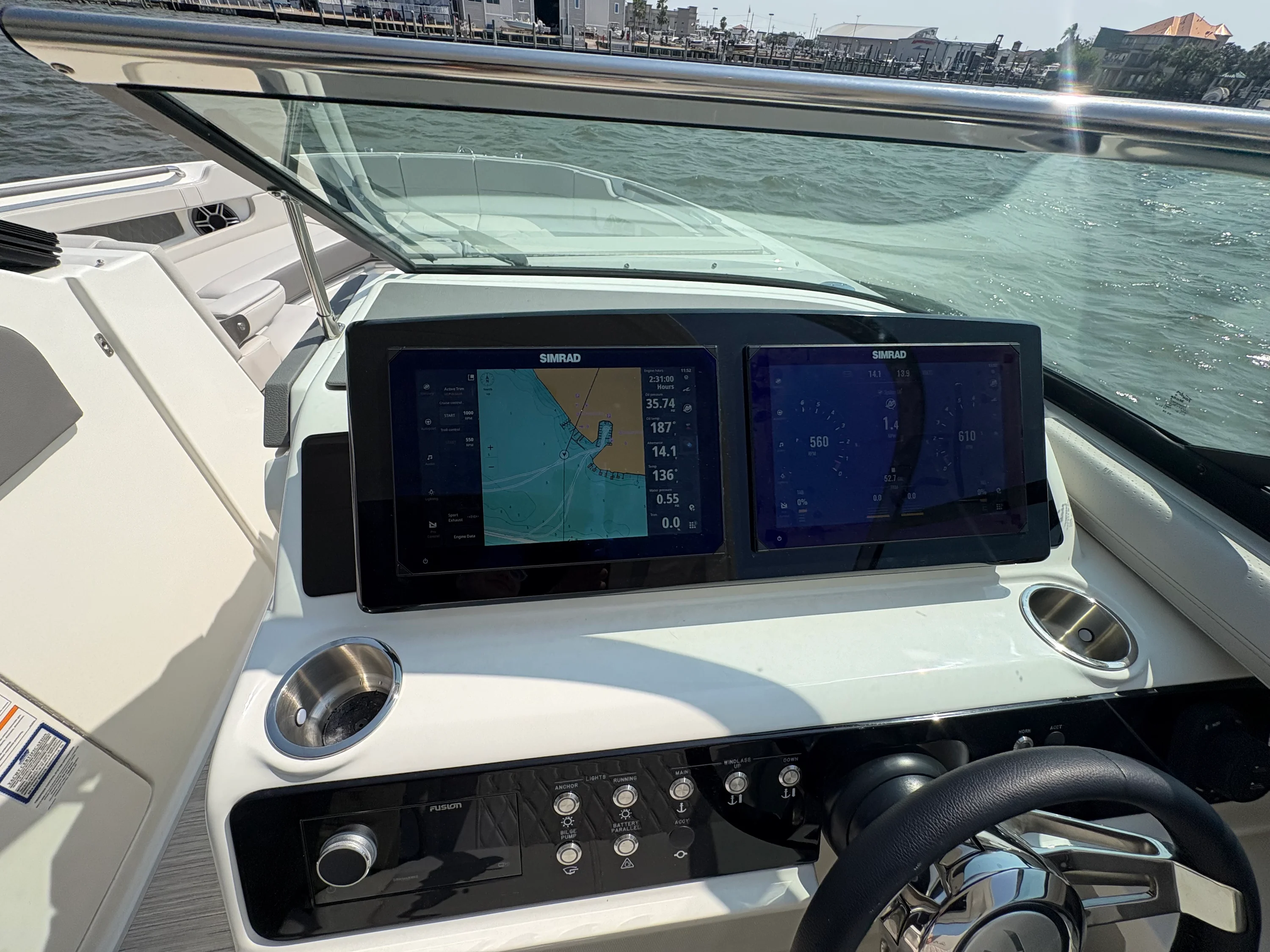 2026 Sea Ray SLX 310 Outboard Image Thumbnail #33