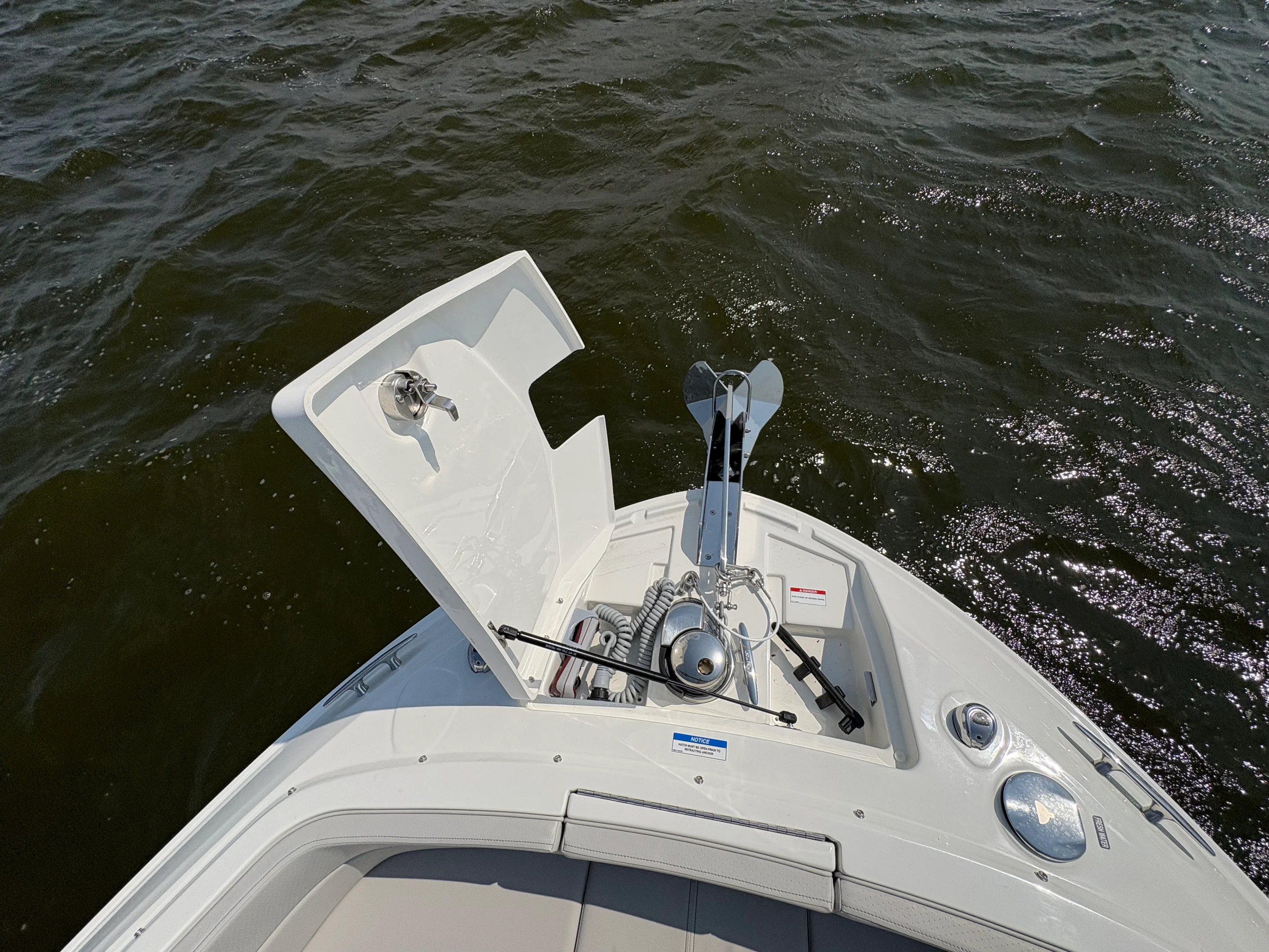 2026 Sea Ray SLX 310 Outboard Image Thumbnail #42