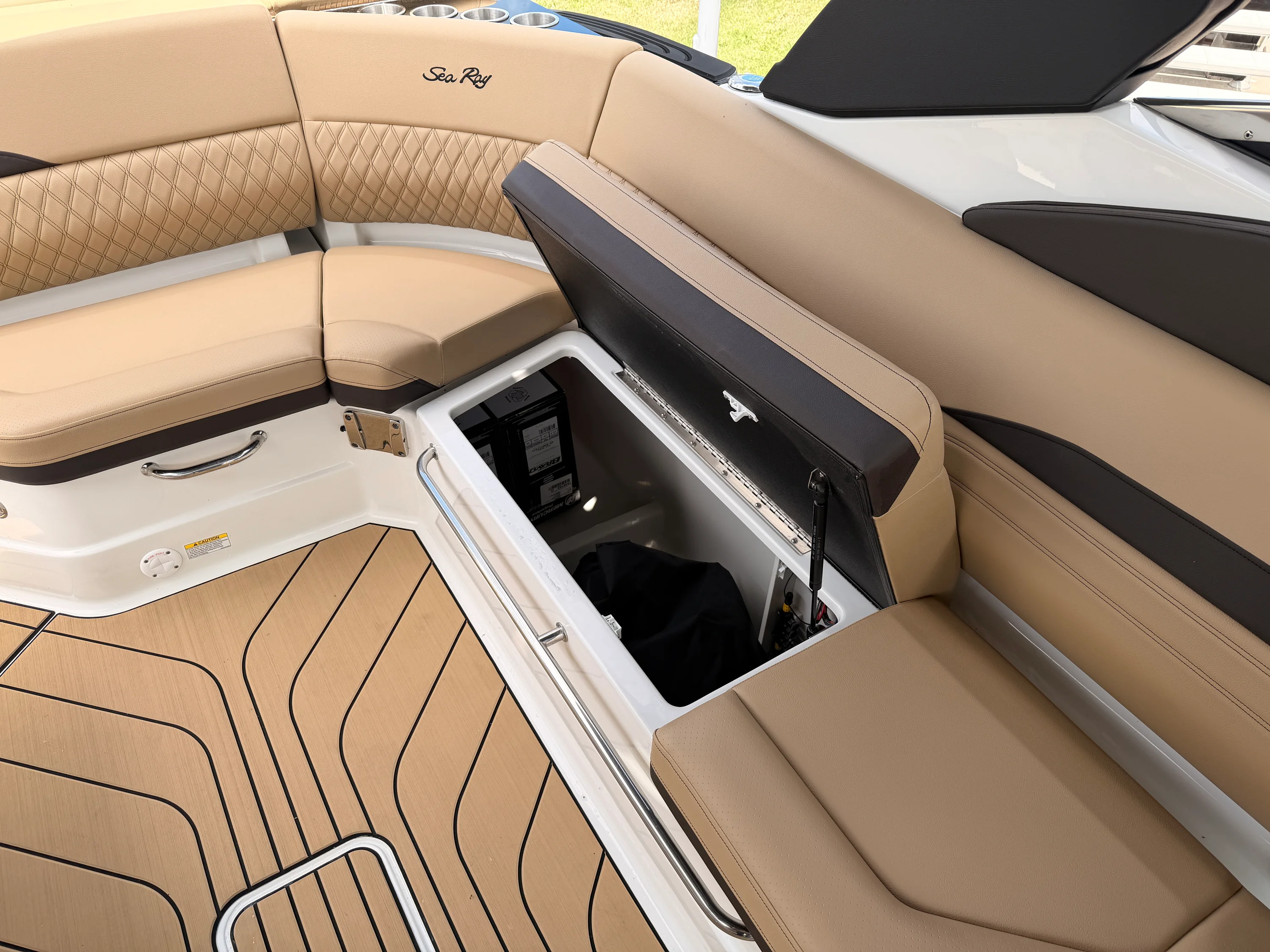 2026 Sea Ray SLX 280 Image Thumbnail #11