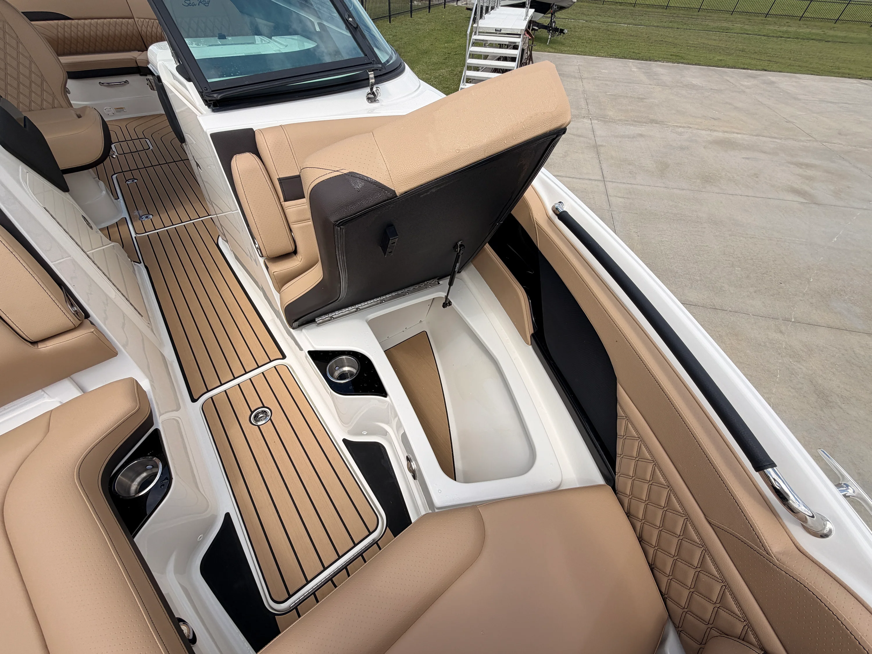 2026 Sea Ray SLX 280 Image Thumbnail #25