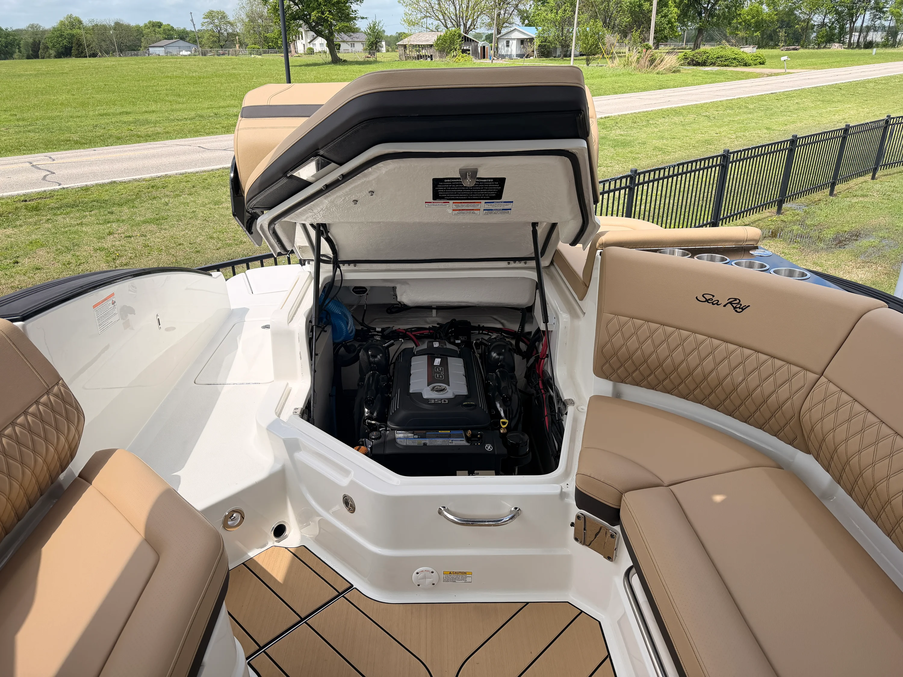 2026 Sea Ray SLX 280 Image Thumbnail #10