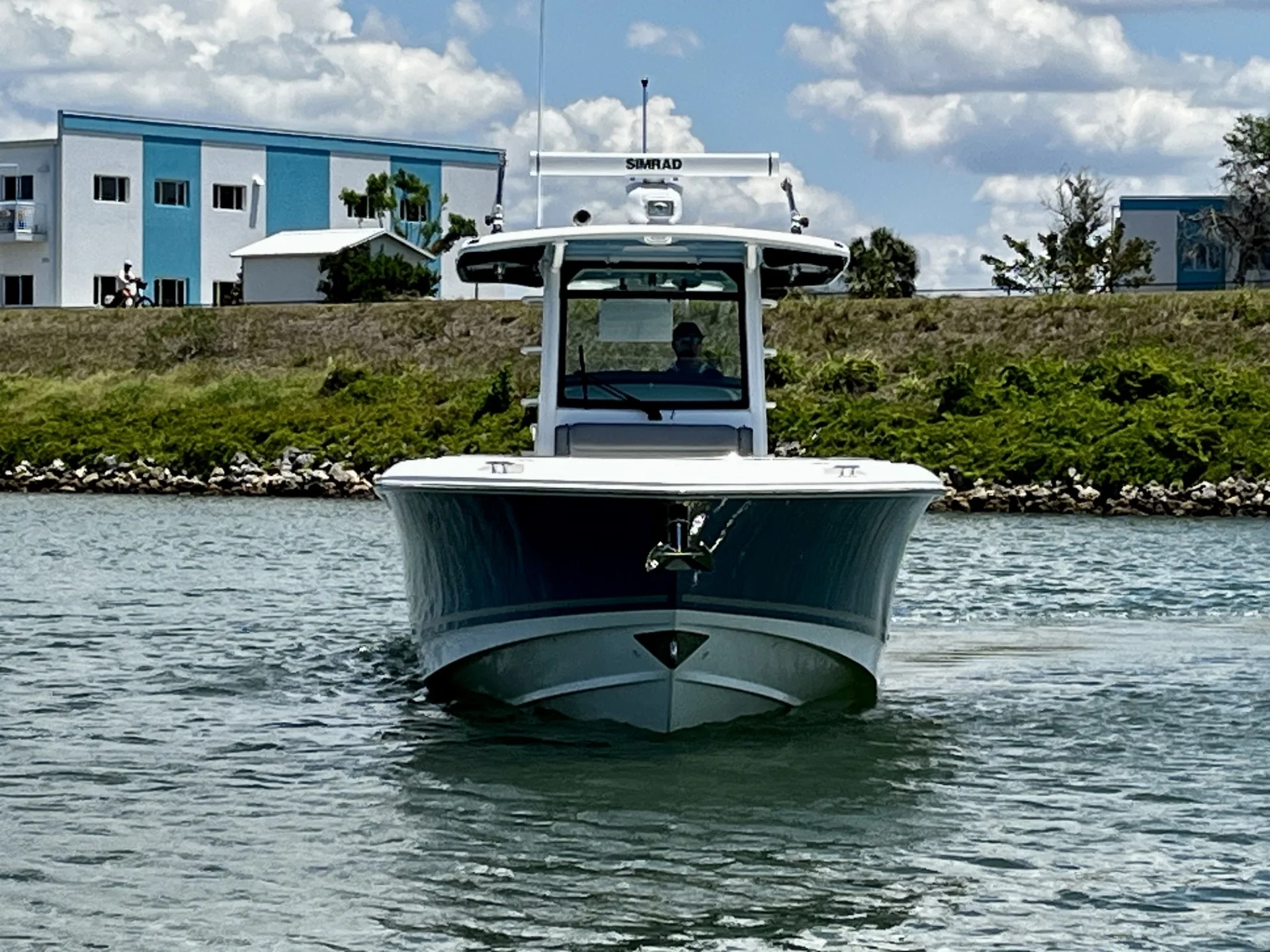 2023 Boston Whaler 330 OUTRAGE Image Thumbnail #4