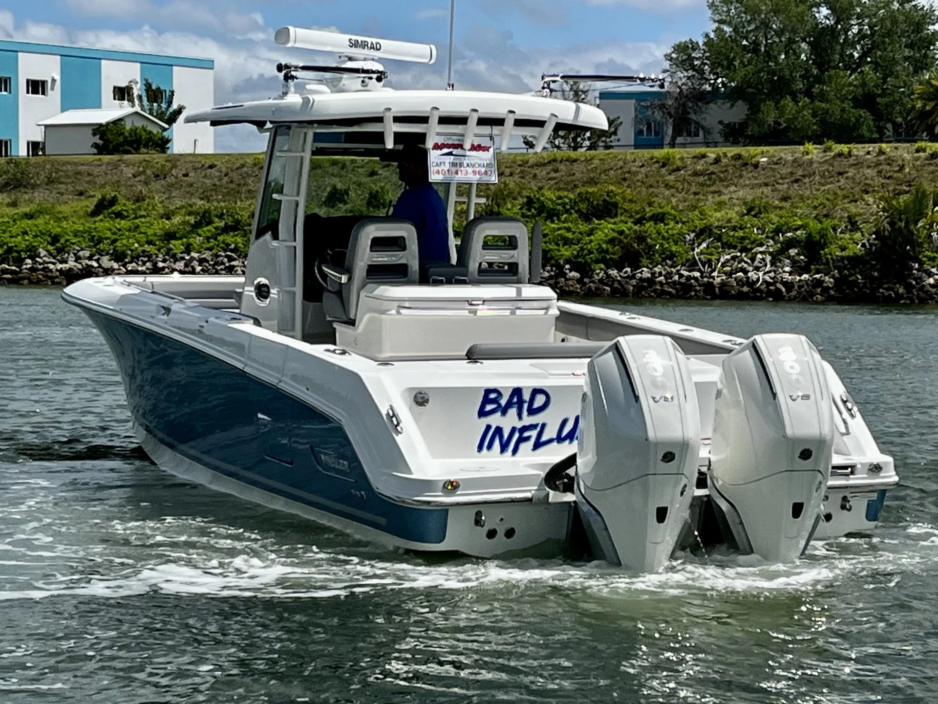 2023 Boston Whaler 330 OUTRAGE Image Thumbnail #17