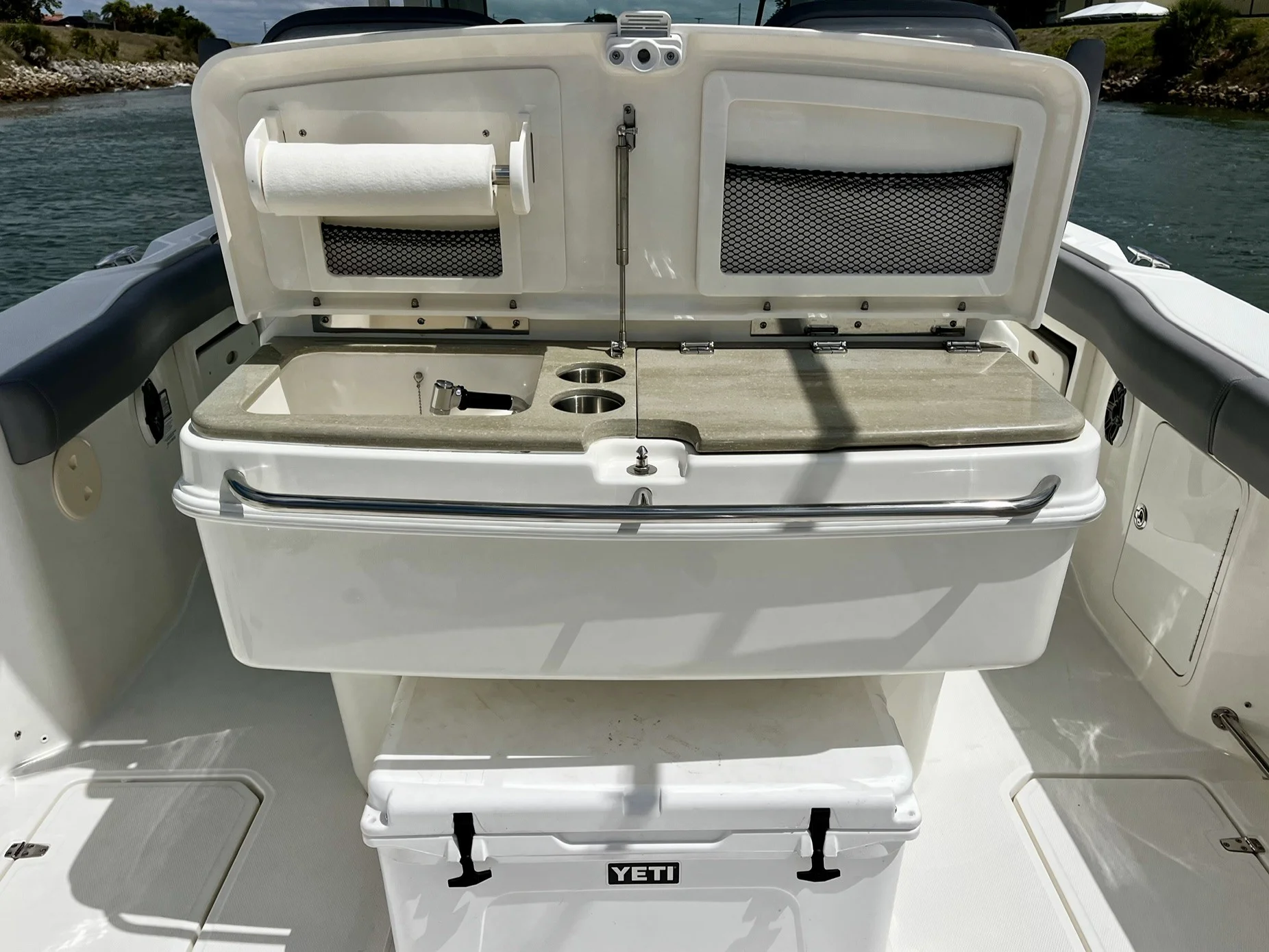 2023 Boston Whaler 330 OUTRAGE Image Thumbnail #43