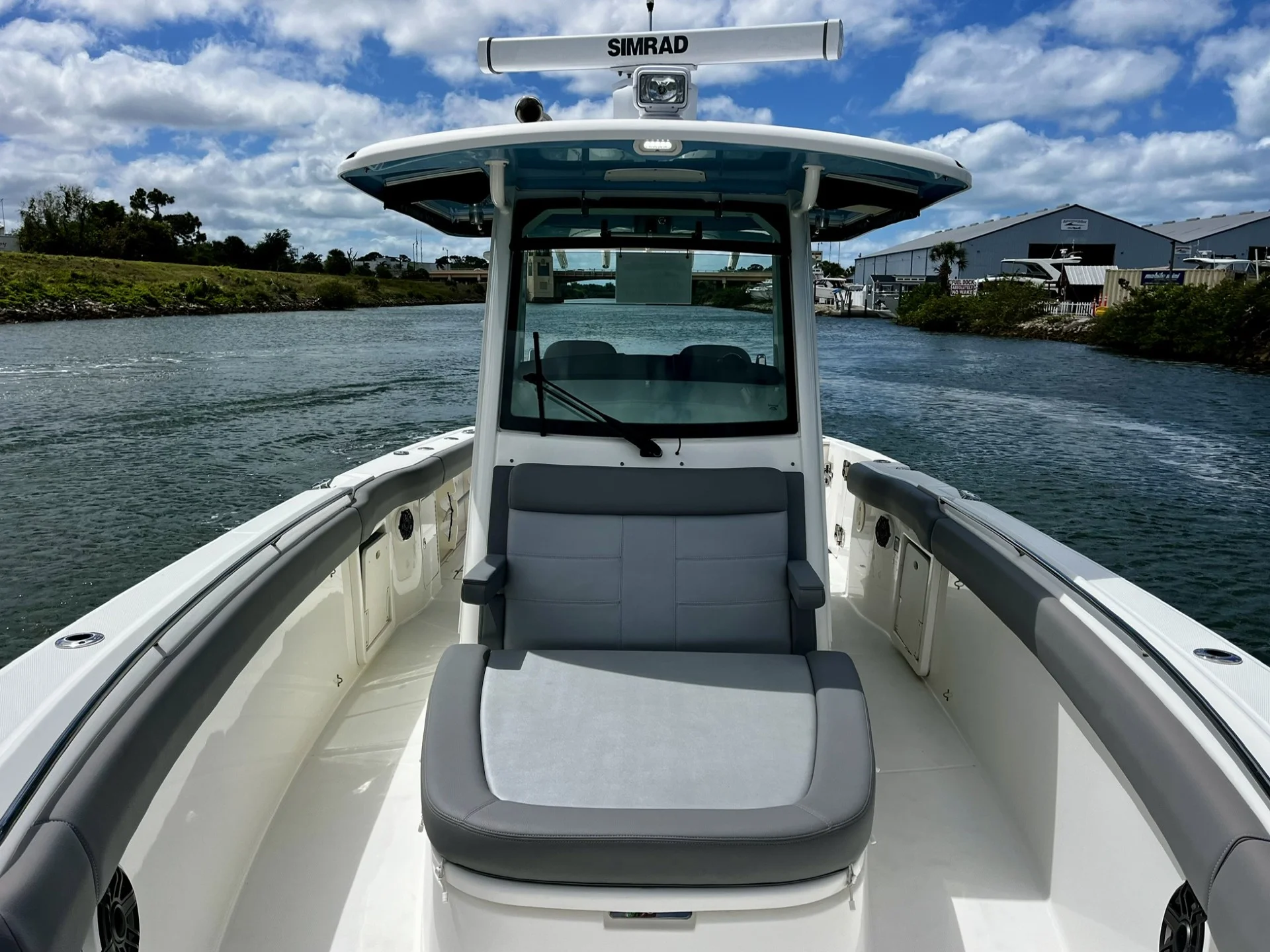 2023 Boston Whaler 330 OUTRAGE Image Thumbnail #28