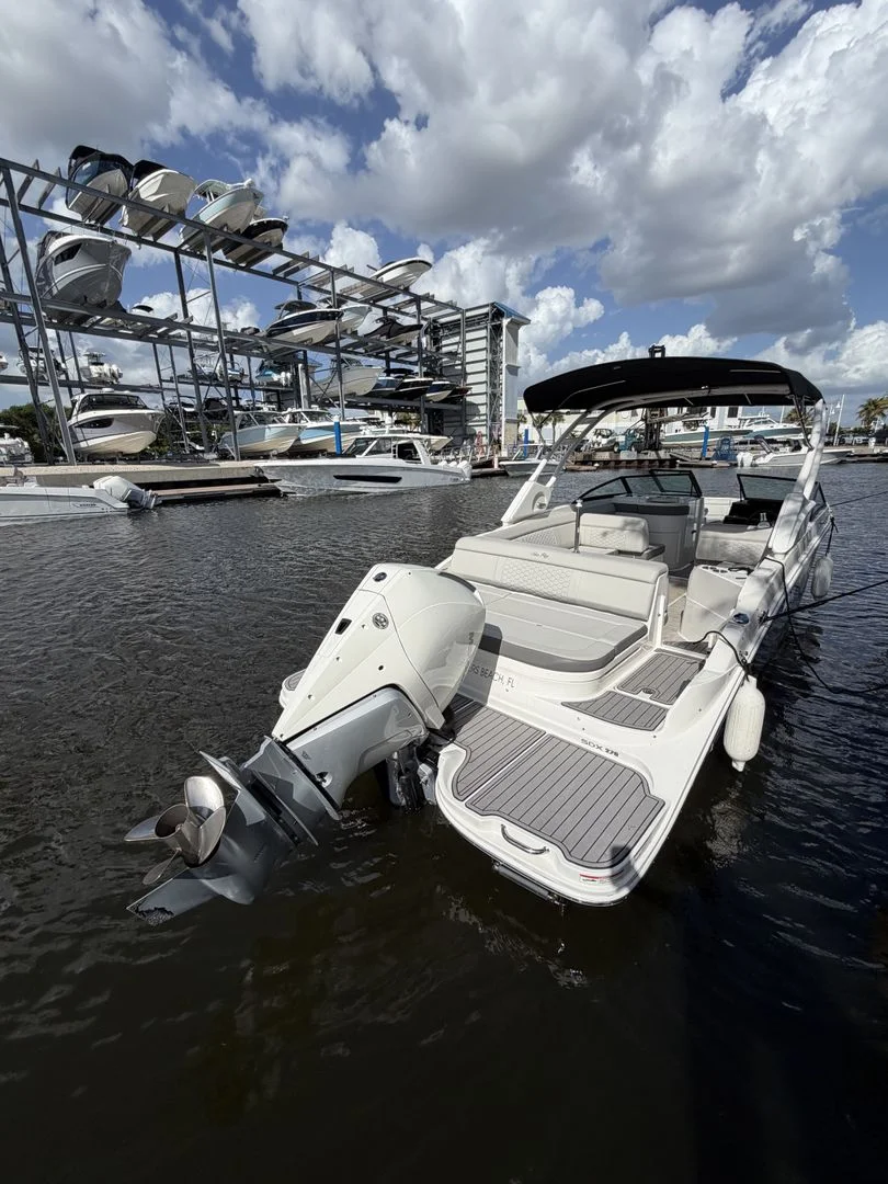 2024 Sea Ray 270 SDX OB Image Thumbnail #30