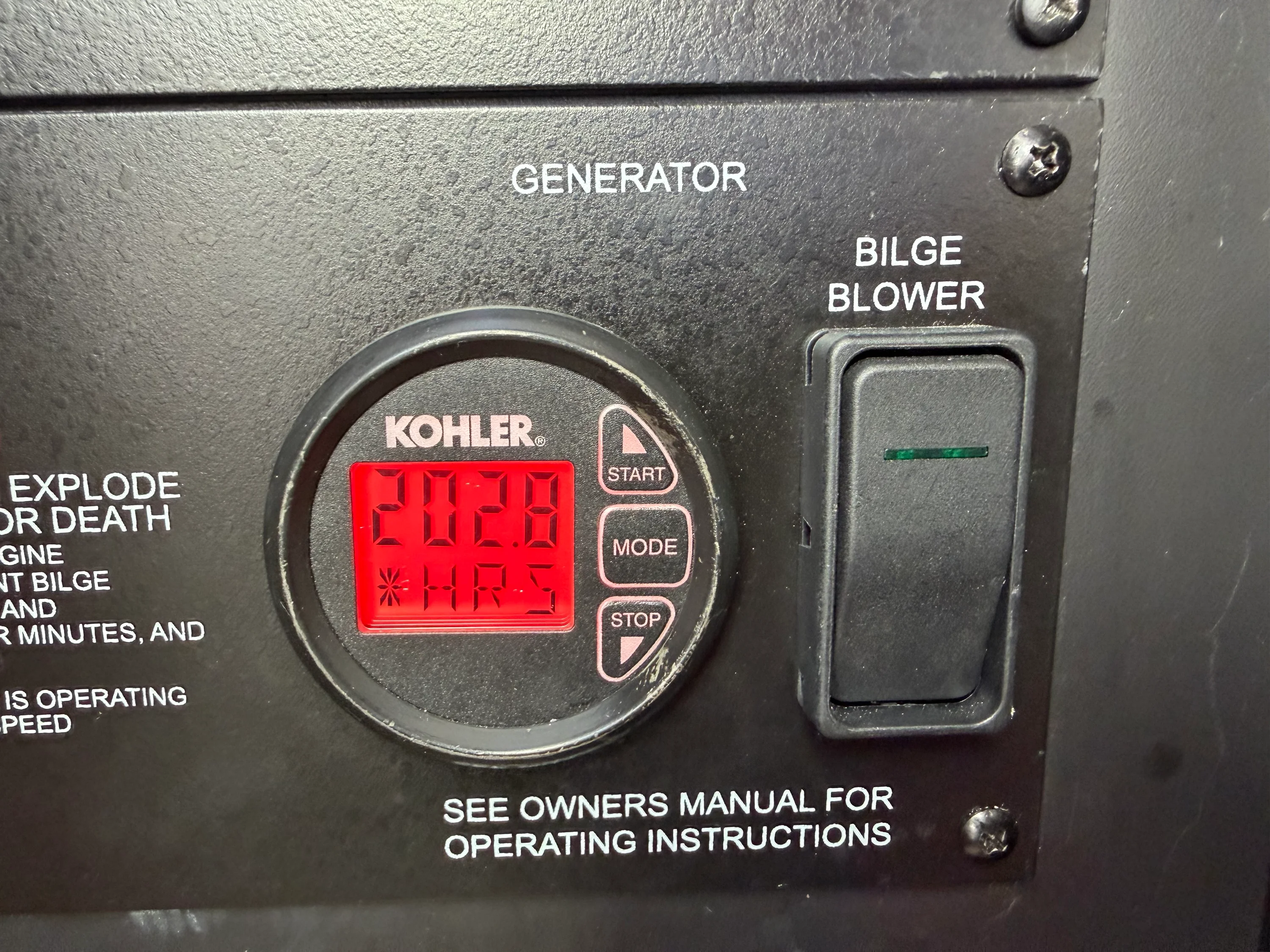 2011 Sea Ray 280 SUNDANCER Image Thumbnail #32