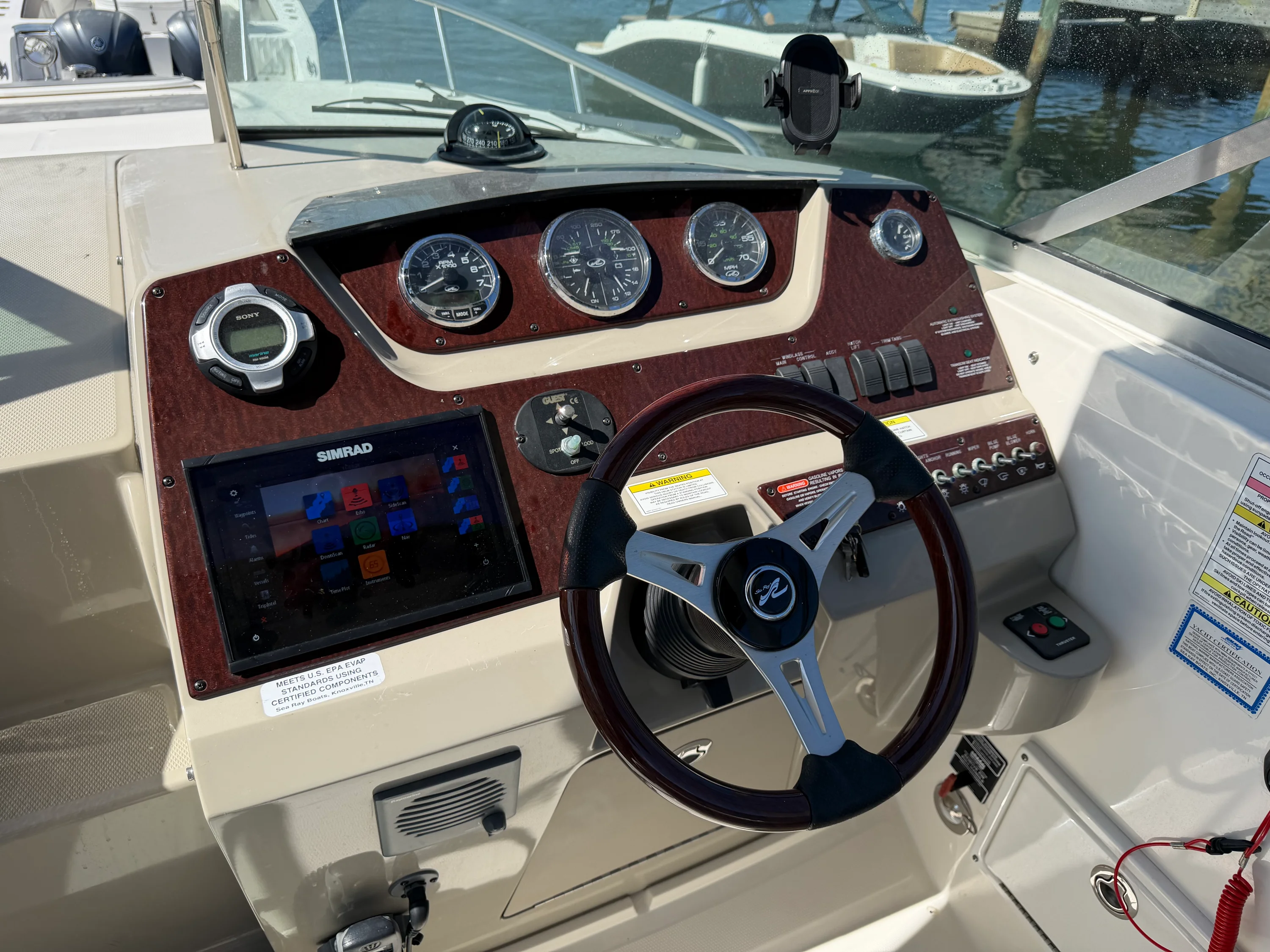 2011 Sea Ray 280 SUNDANCER Image Thumbnail #22