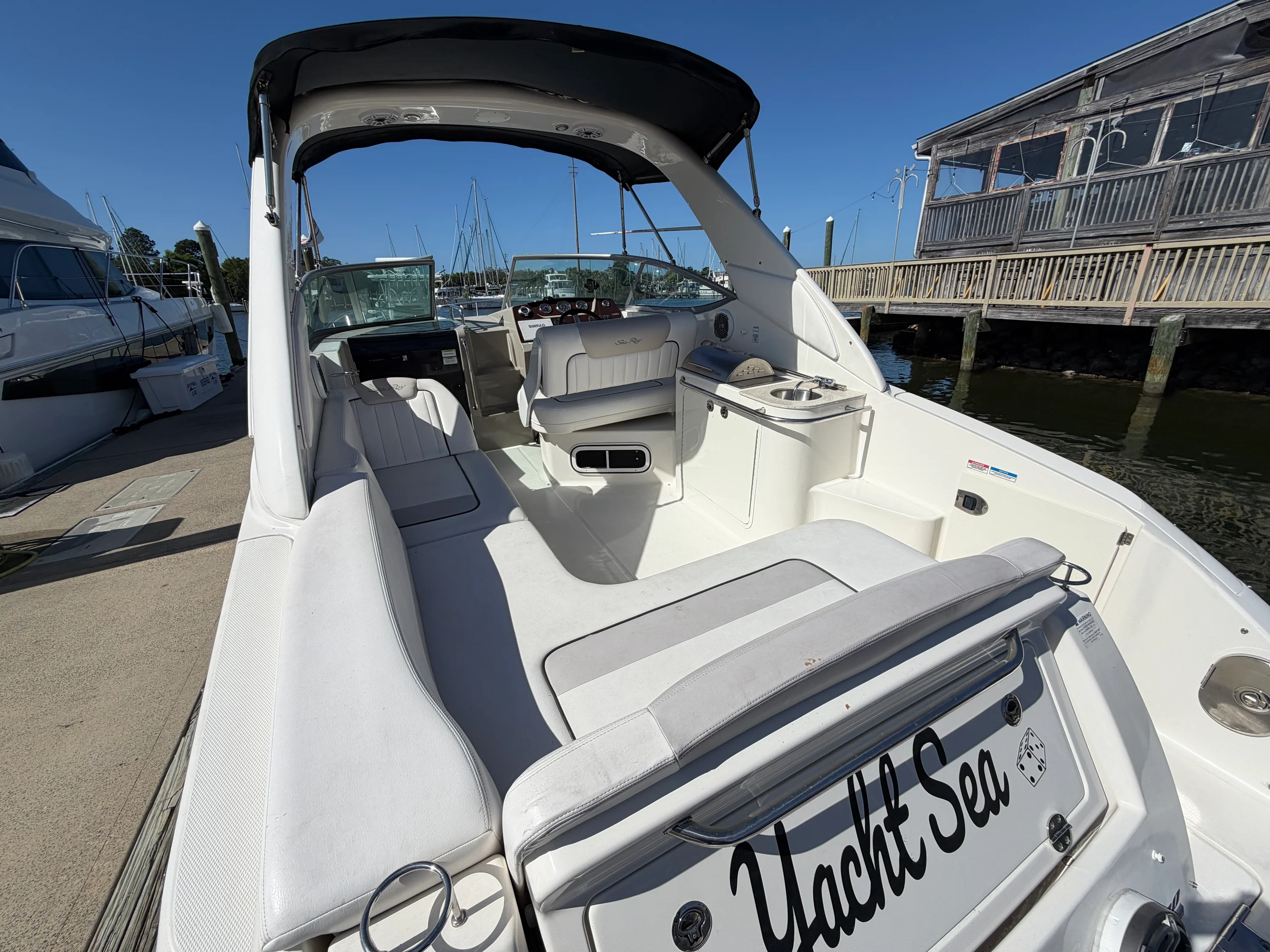 2011 Sea Ray 280 SUNDANCER Image Thumbnail #13