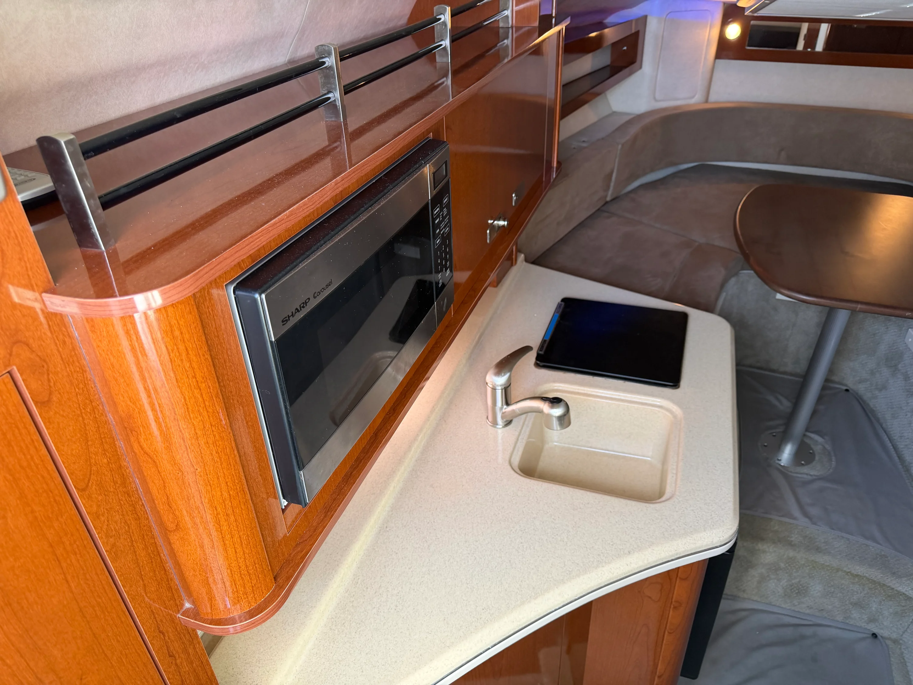 2011 Sea Ray 280 SUNDANCER Image Thumbnail #34