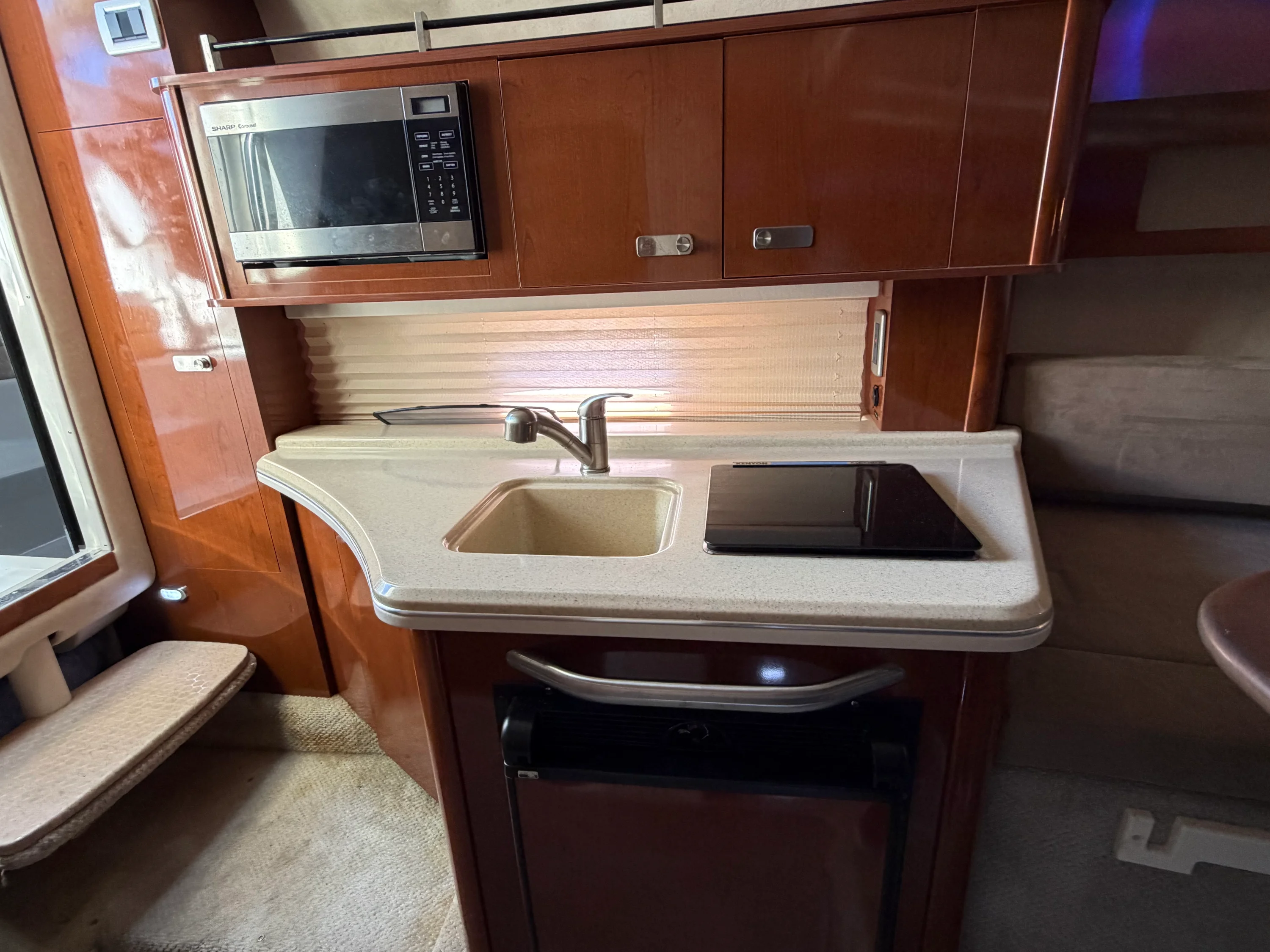 2011 Sea Ray 280 SUNDANCER Image Thumbnail #38