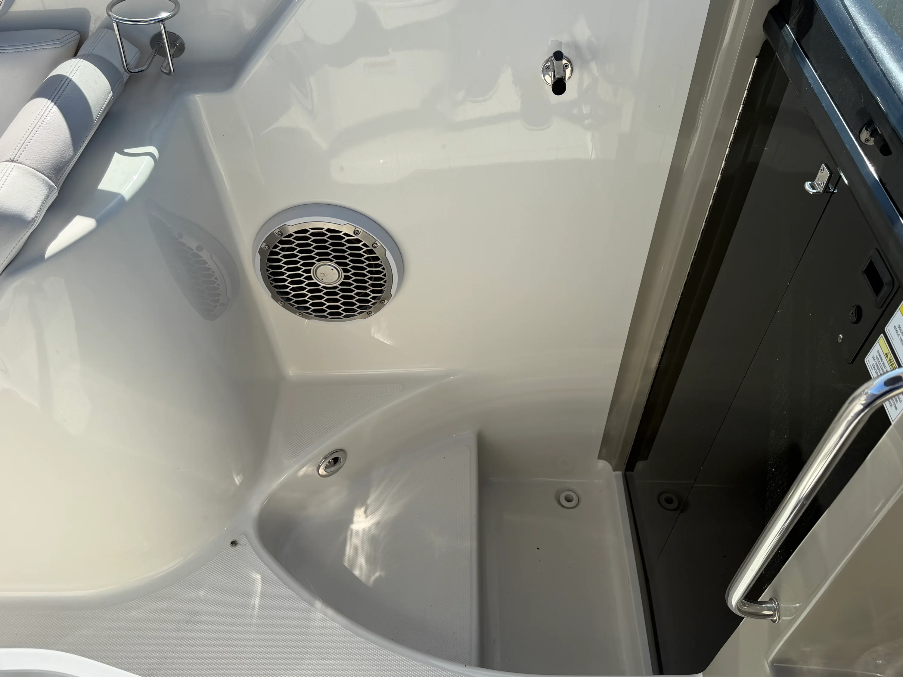 2011 Sea Ray 280 SUNDANCER Image Thumbnail #28