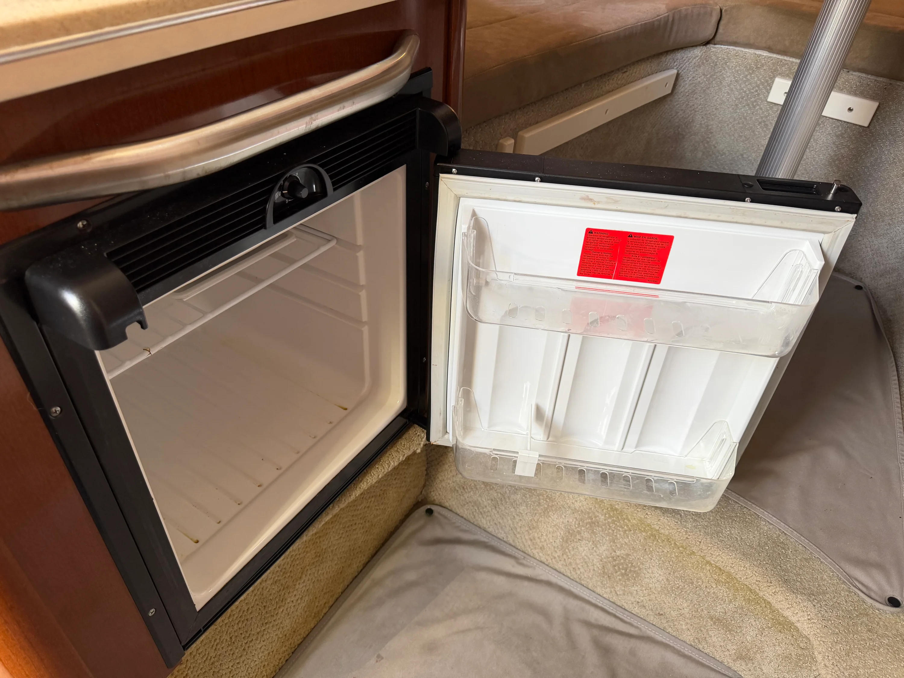 2011 Sea Ray 280 SUNDANCER Image Thumbnail #46