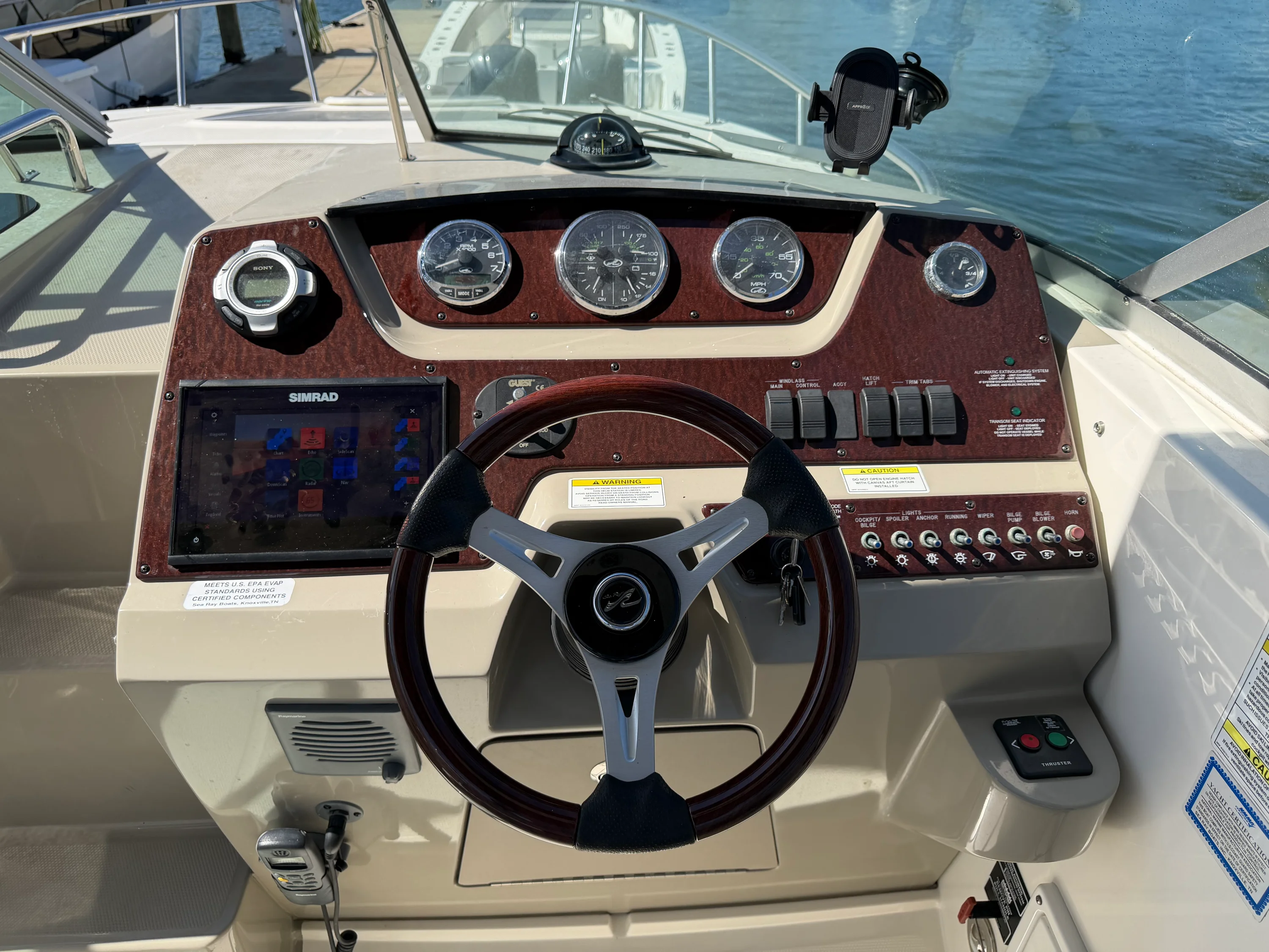 2011 Sea Ray 280 SUNDANCER Image Thumbnail #20