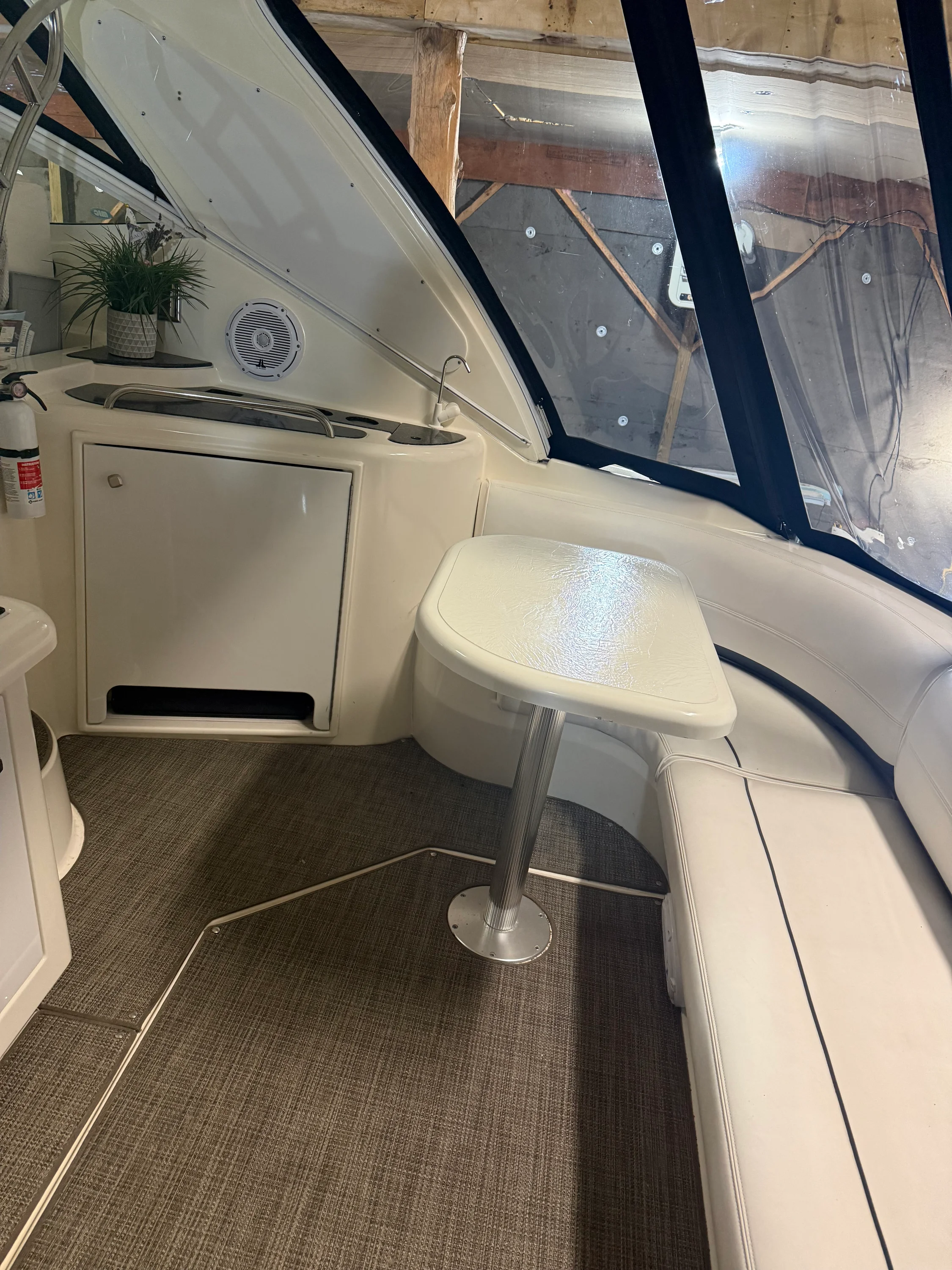 2006 Cruisers Yachts 420 EXPRESS Image Thumbnail #13