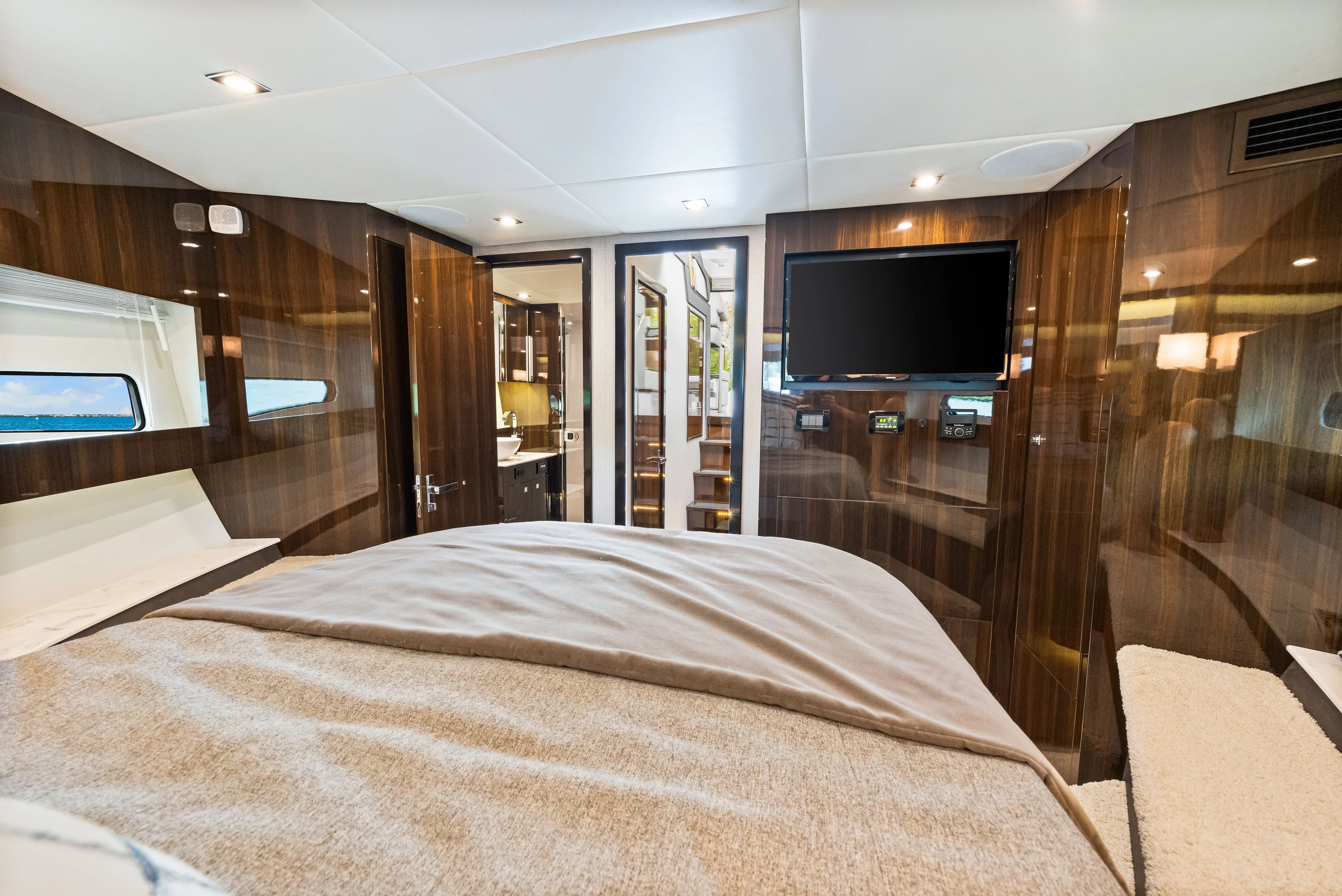 2022 Cruisers Yachts 46 Cantius Image Thumbnail #71