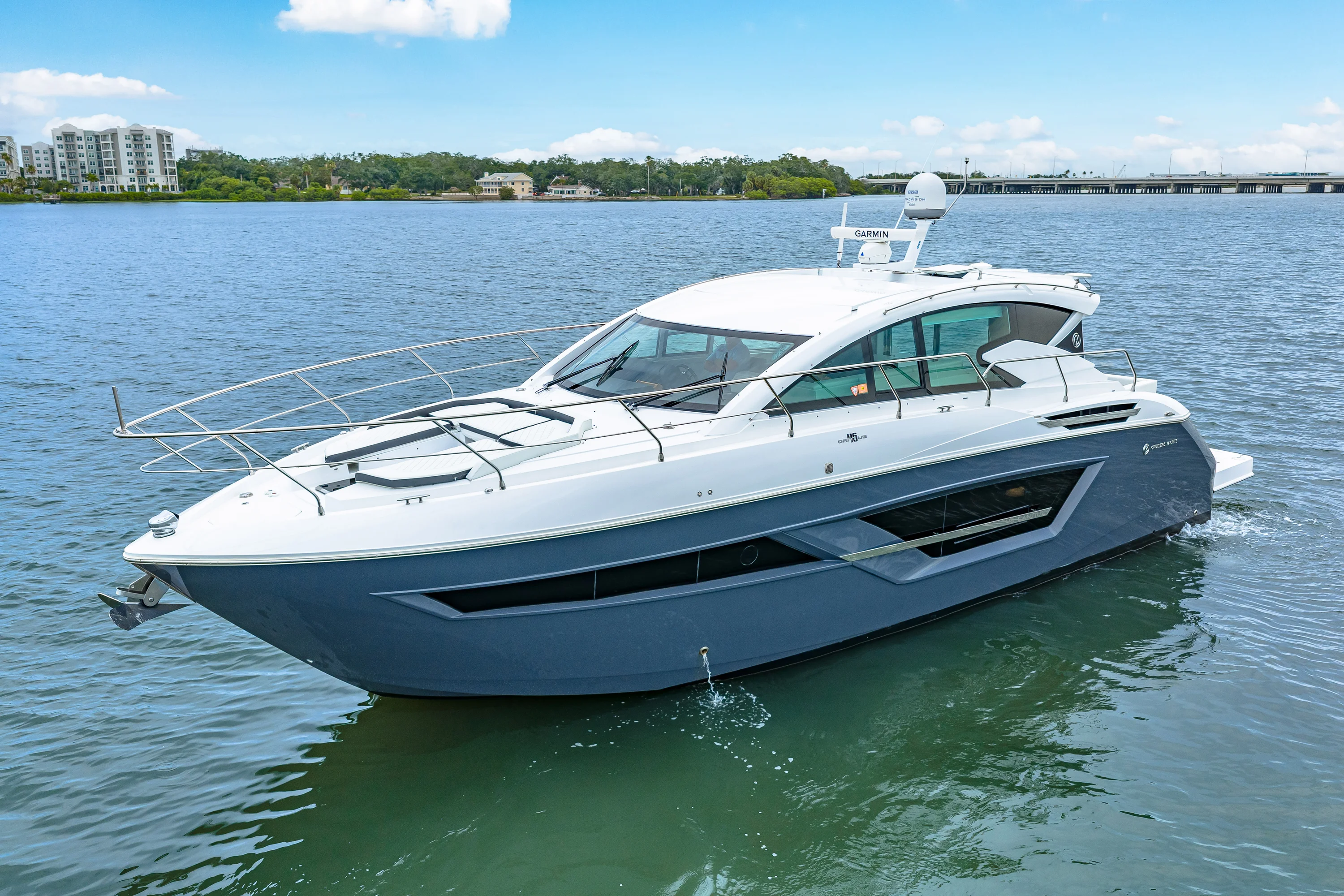 2022 Cruisers Yachts 46 Cantius Image Thumbnail #2