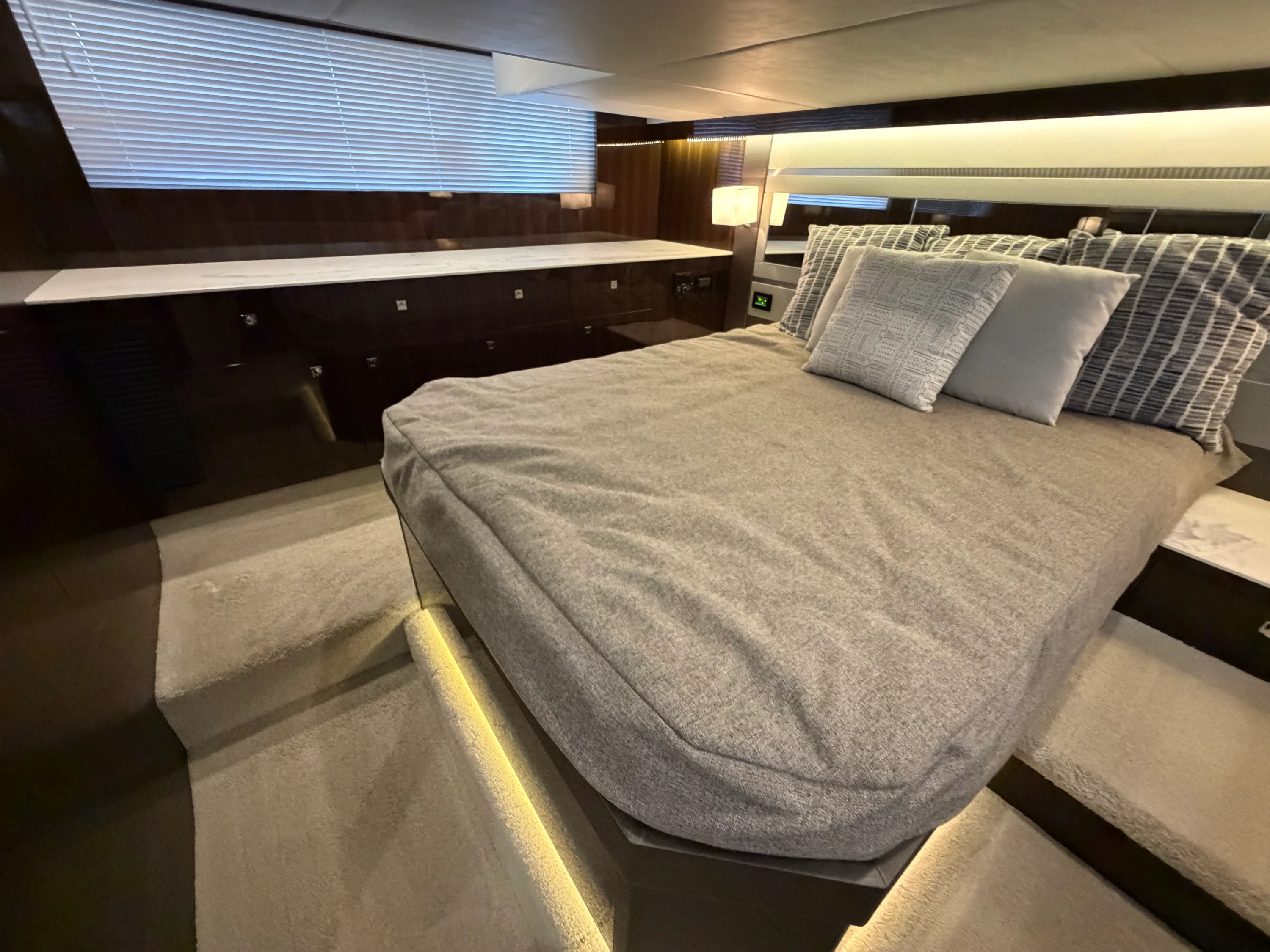 2022 Cruisers Yachts 46 Cantius Image Thumbnail #21