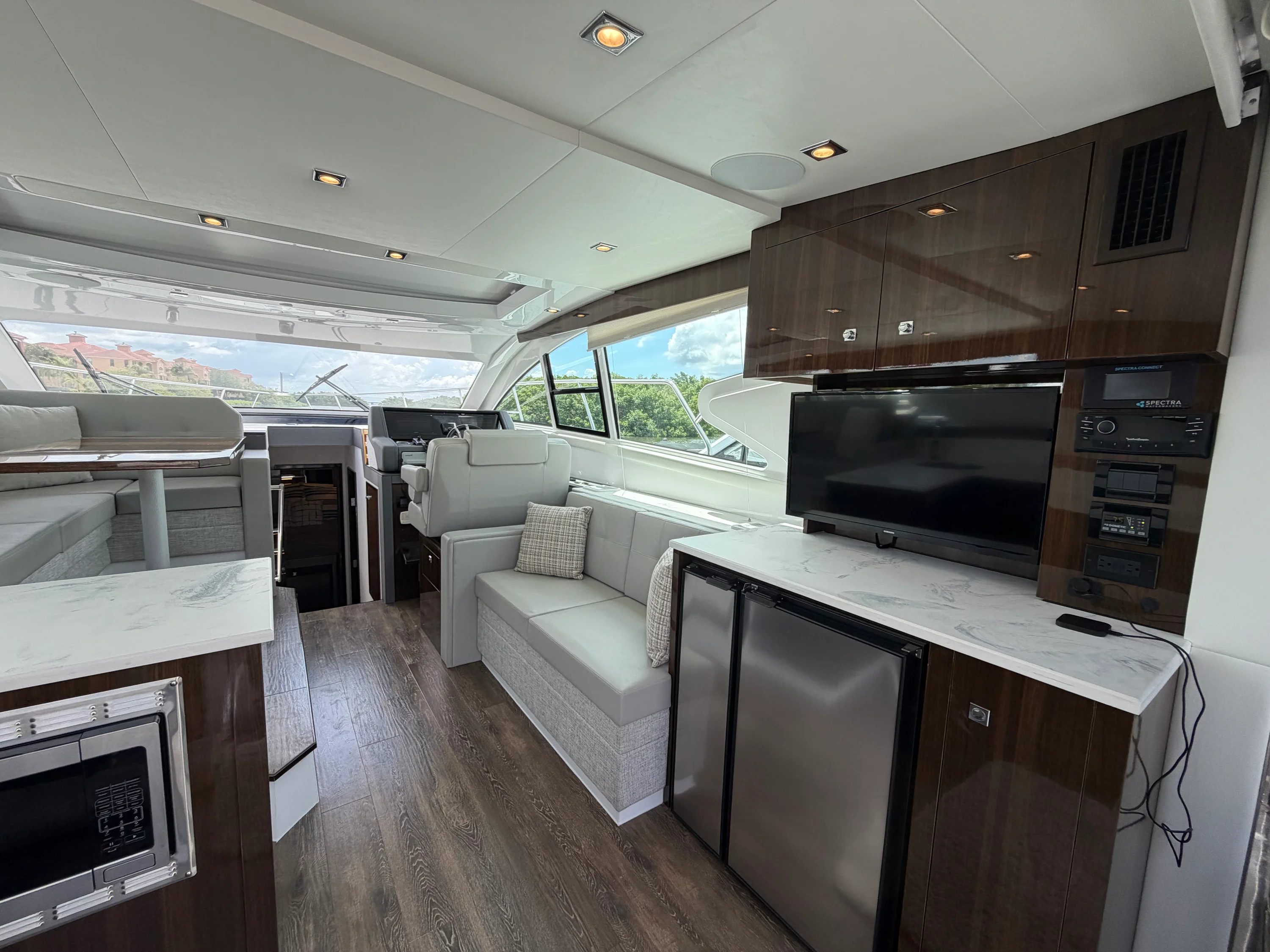 2022 Cruisers Yachts 46 Cantius Image Thumbnail #31