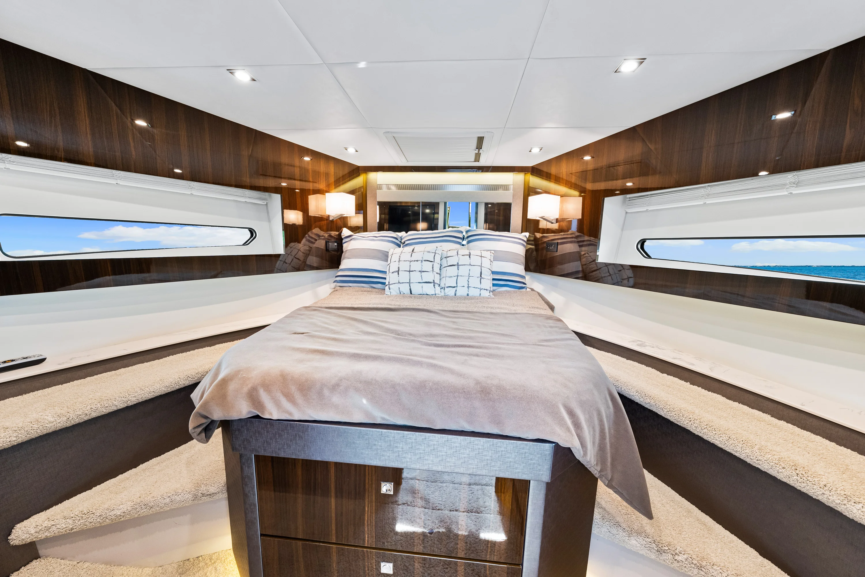 2022 Cruisers Yachts 46 Cantius Image Thumbnail #70