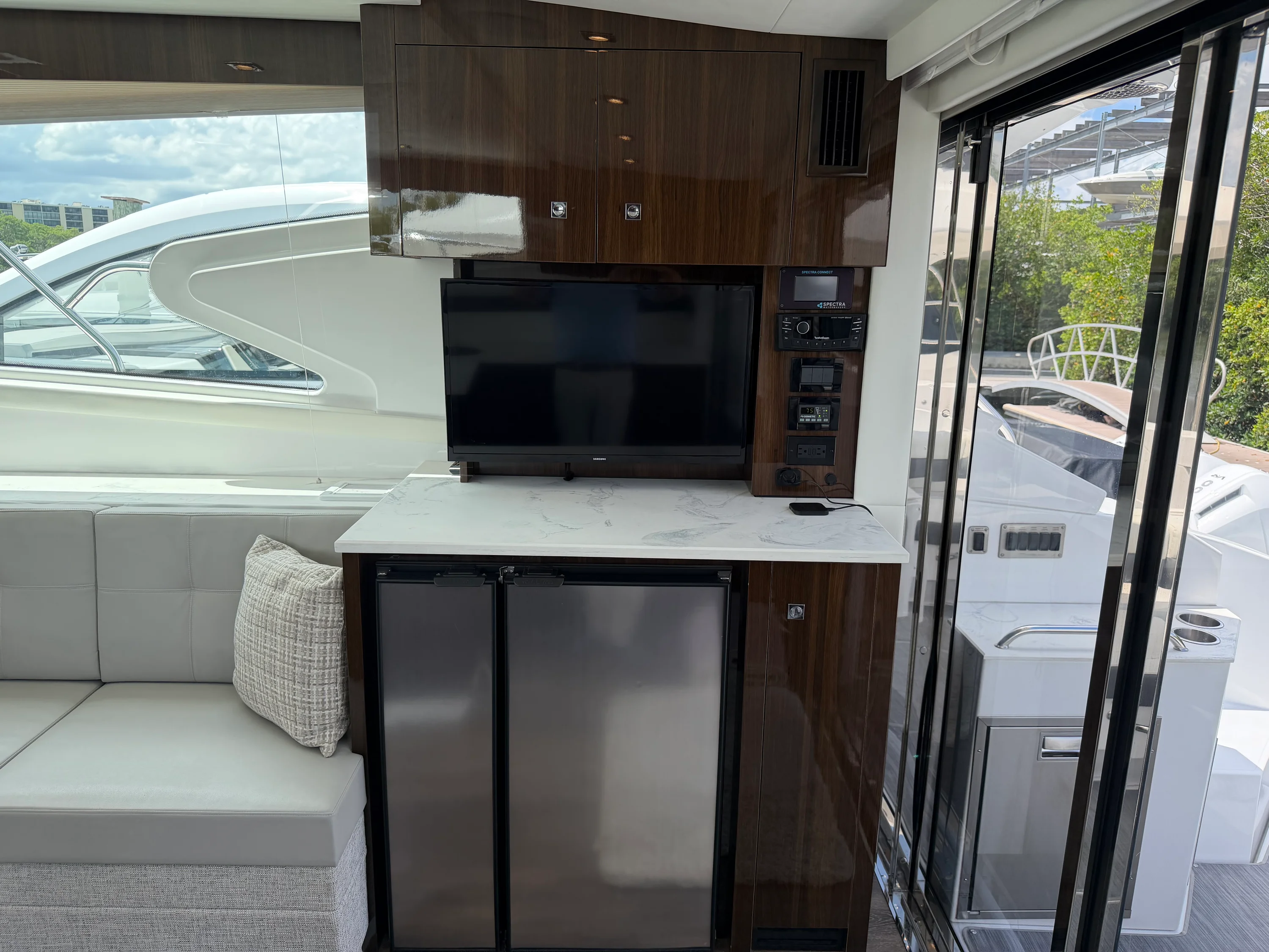 2022 Cruisers Yachts 46 Cantius Image Thumbnail #32