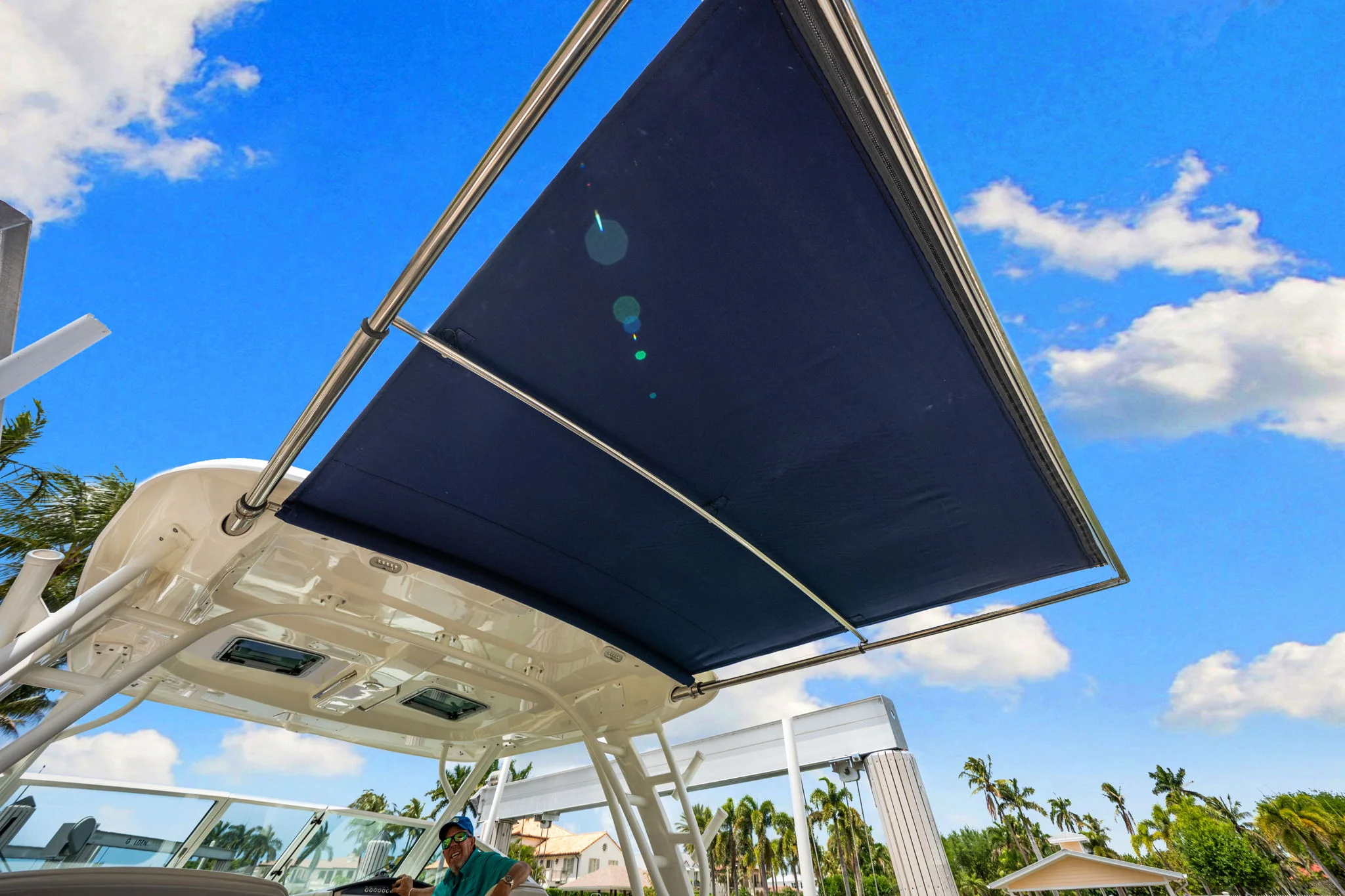 2019 Boston Whaler 320 VANTAGE Image Thumbnail #18