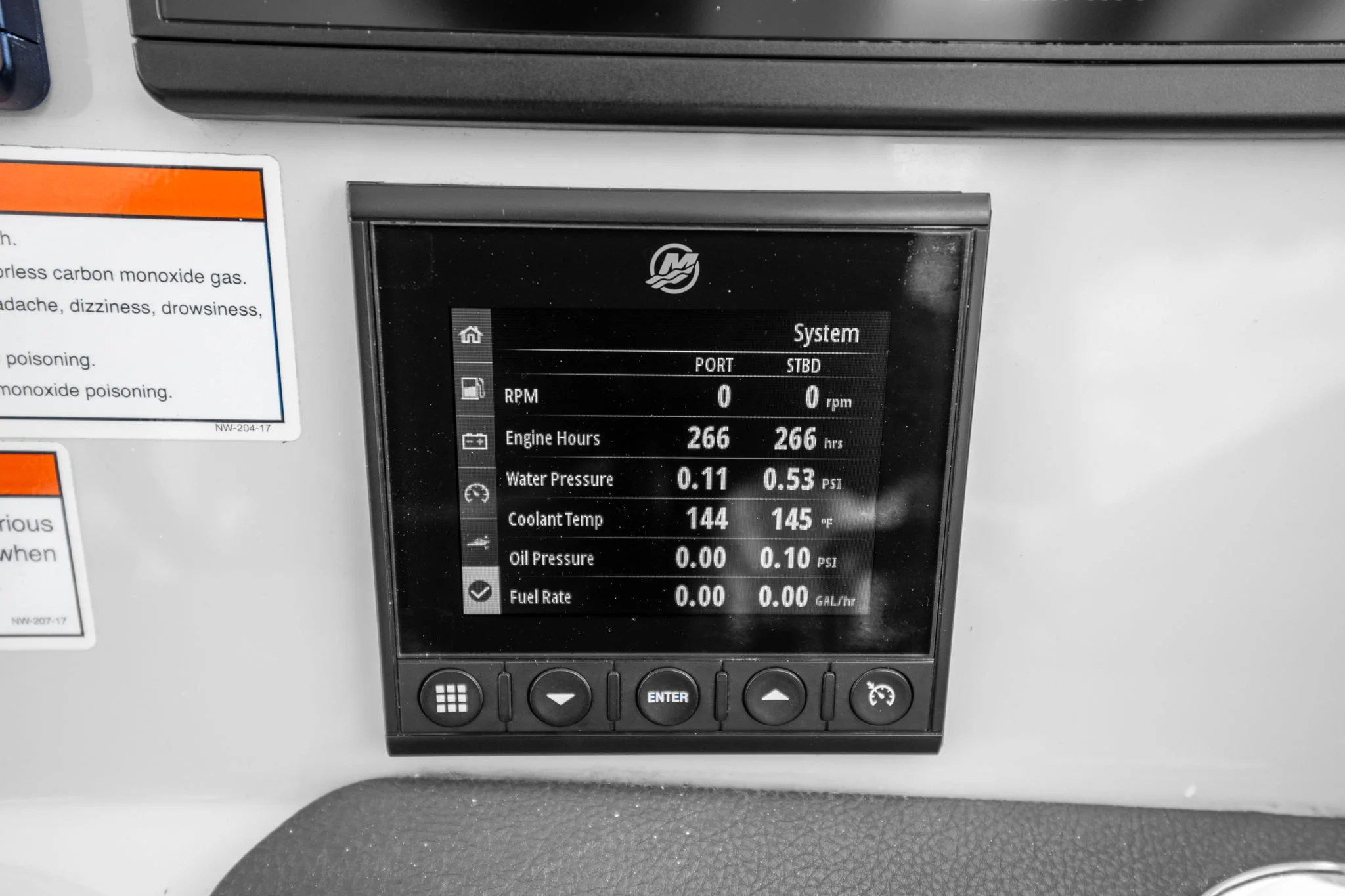 2019 Boston Whaler 320 VANTAGE Image Thumbnail #27