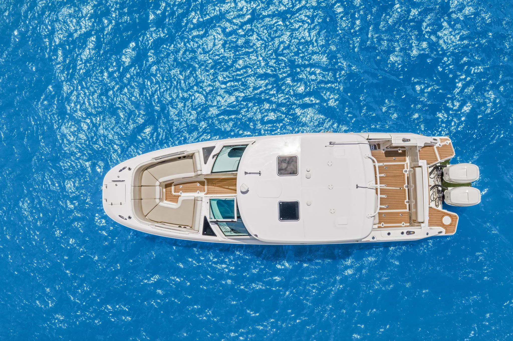 2019 Boston Whaler 320 VANTAGE Image Thumbnail #7