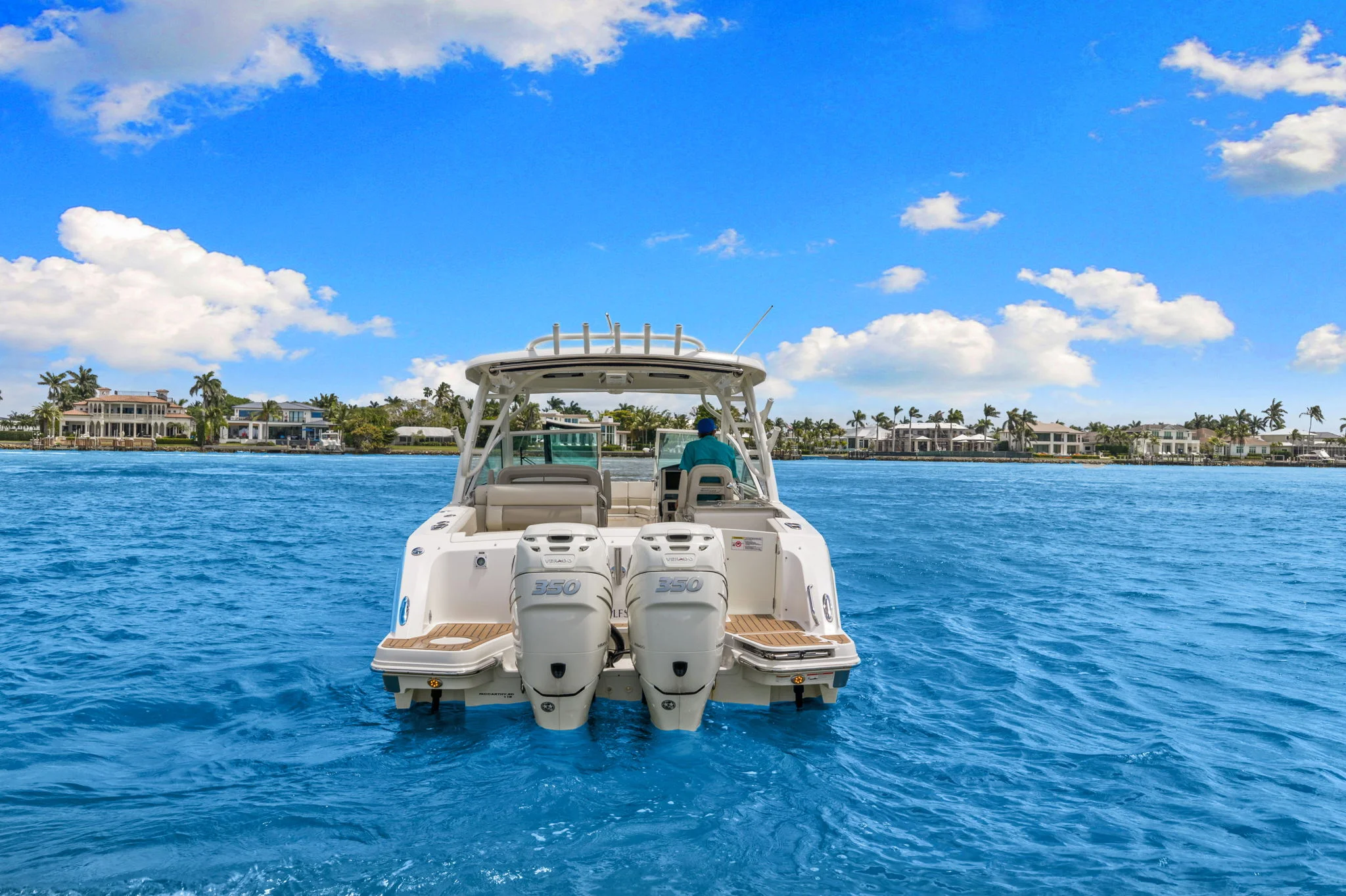 2019 Boston Whaler 320 VANTAGE Image Thumbnail #9
