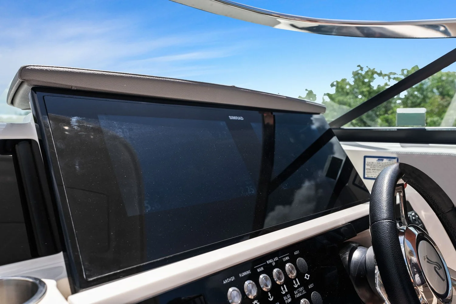 2023 Sea Ray SLX 350 OB Image Thumbnail #47