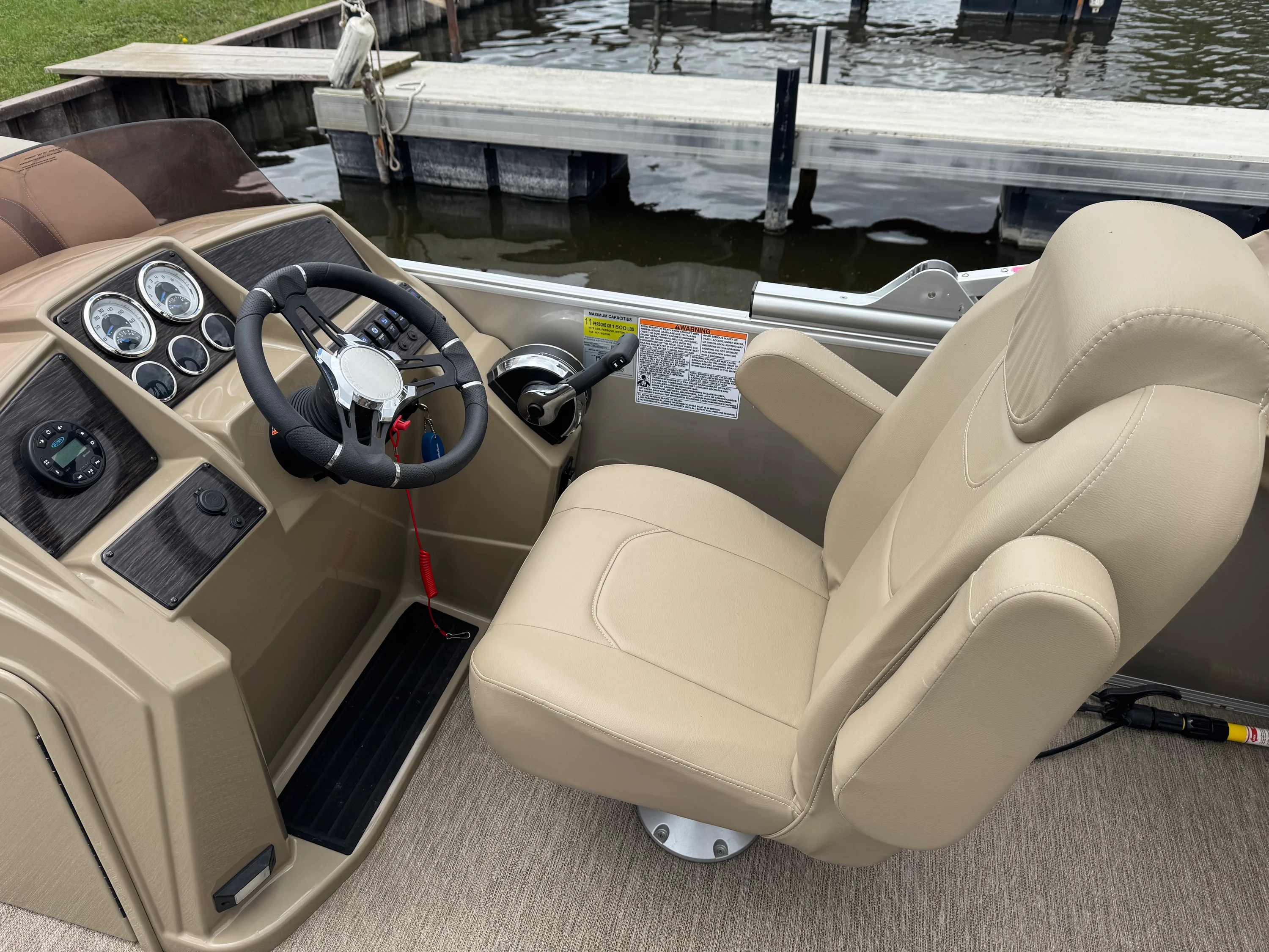 2021 Sylvan 8522 MIRAGE CRUISE Image Thumbnail #12