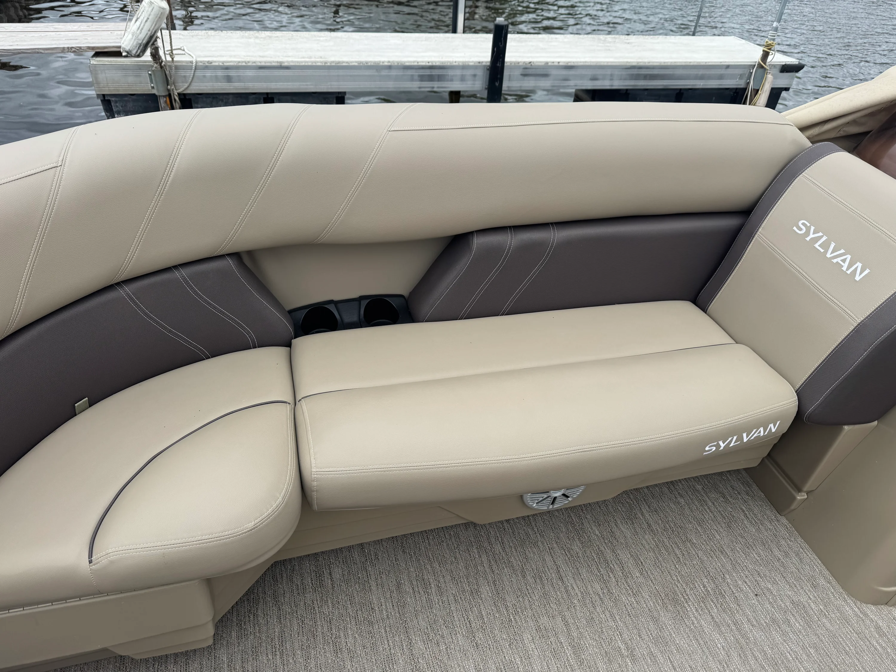 2021 Sylvan 8522 MIRAGE CRUISE Image Thumbnail #8