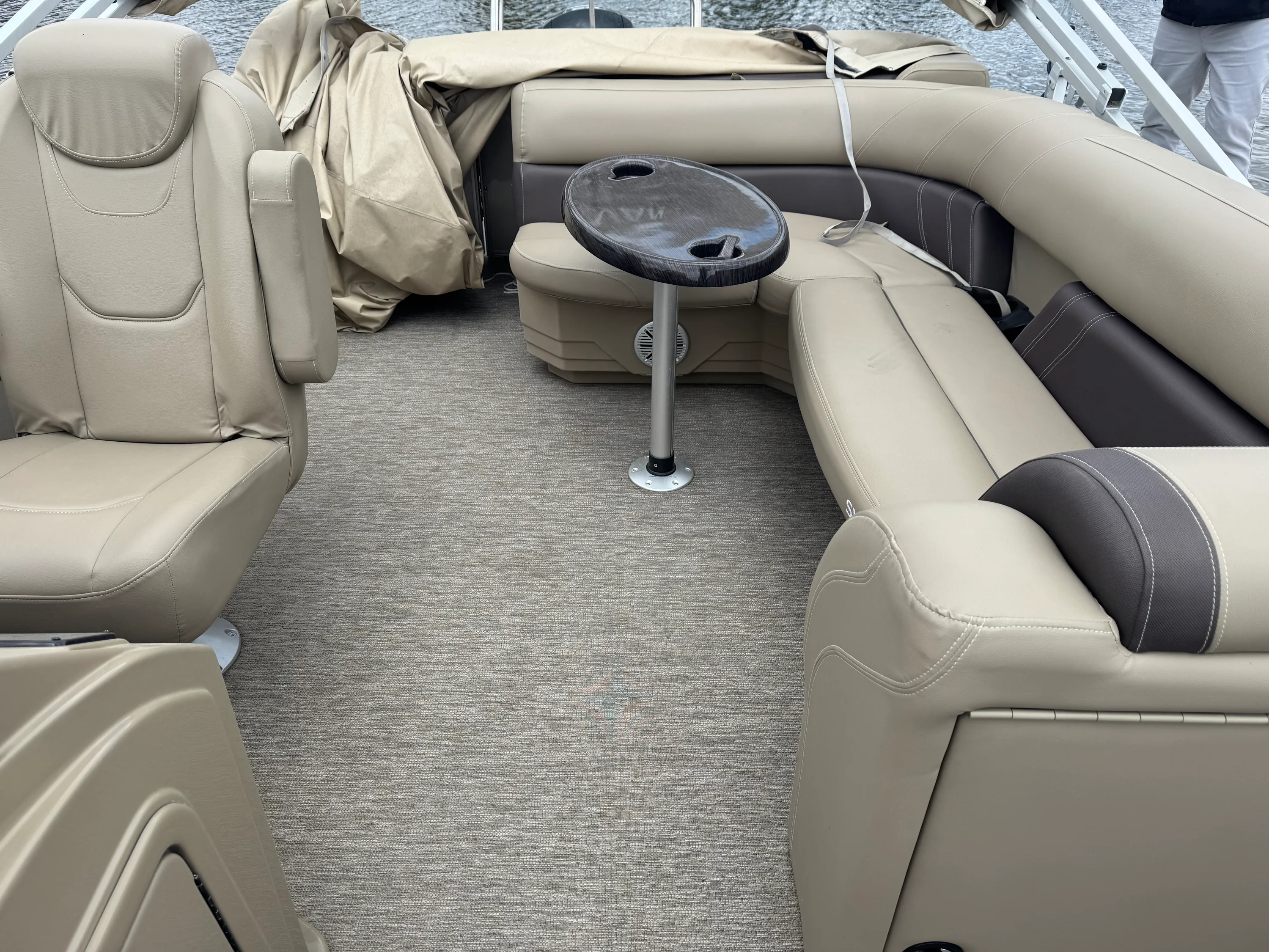 2021 Sylvan 8522 MIRAGE CRUISE Image Thumbnail #17