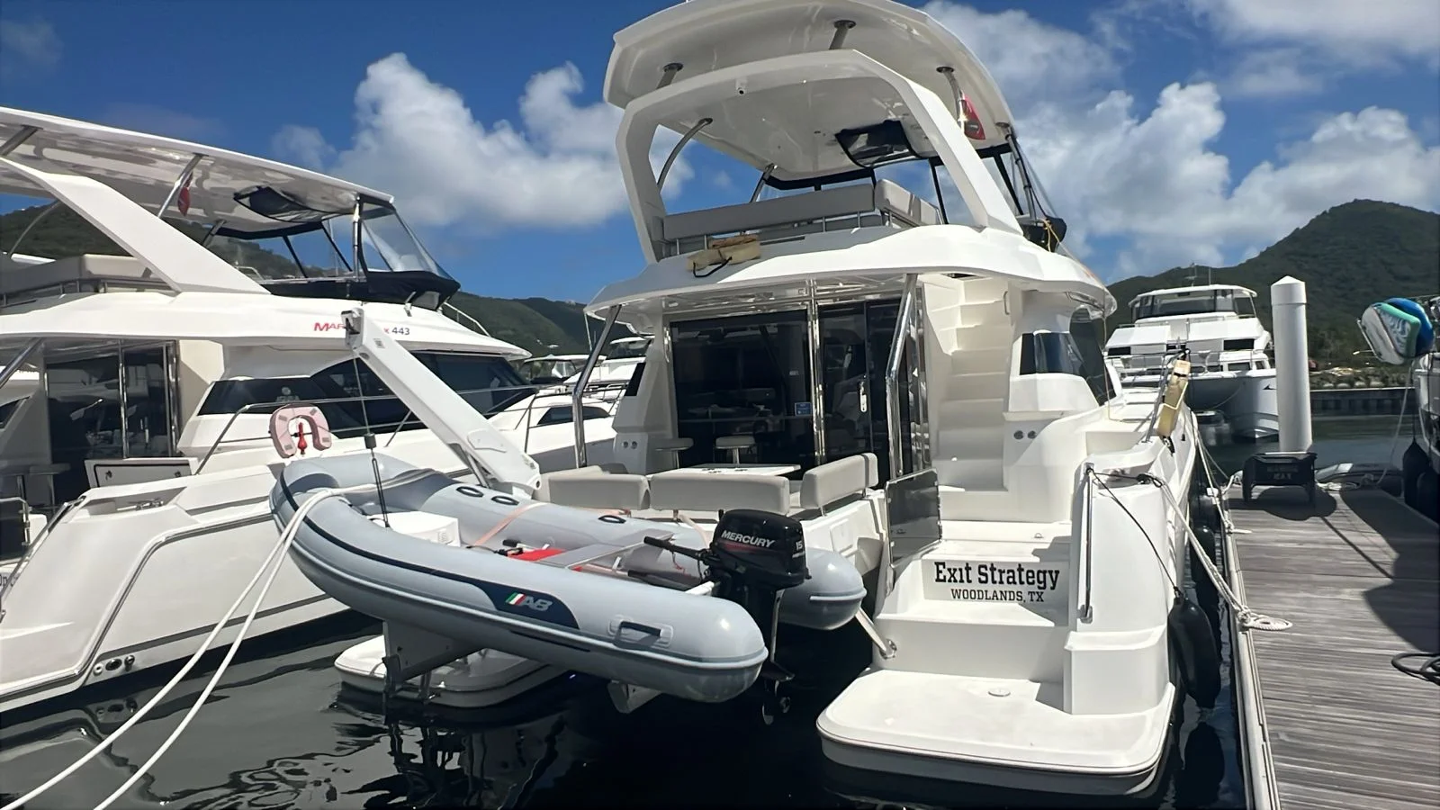 2023 Aquila 44 Yacht Image Thumbnail #8