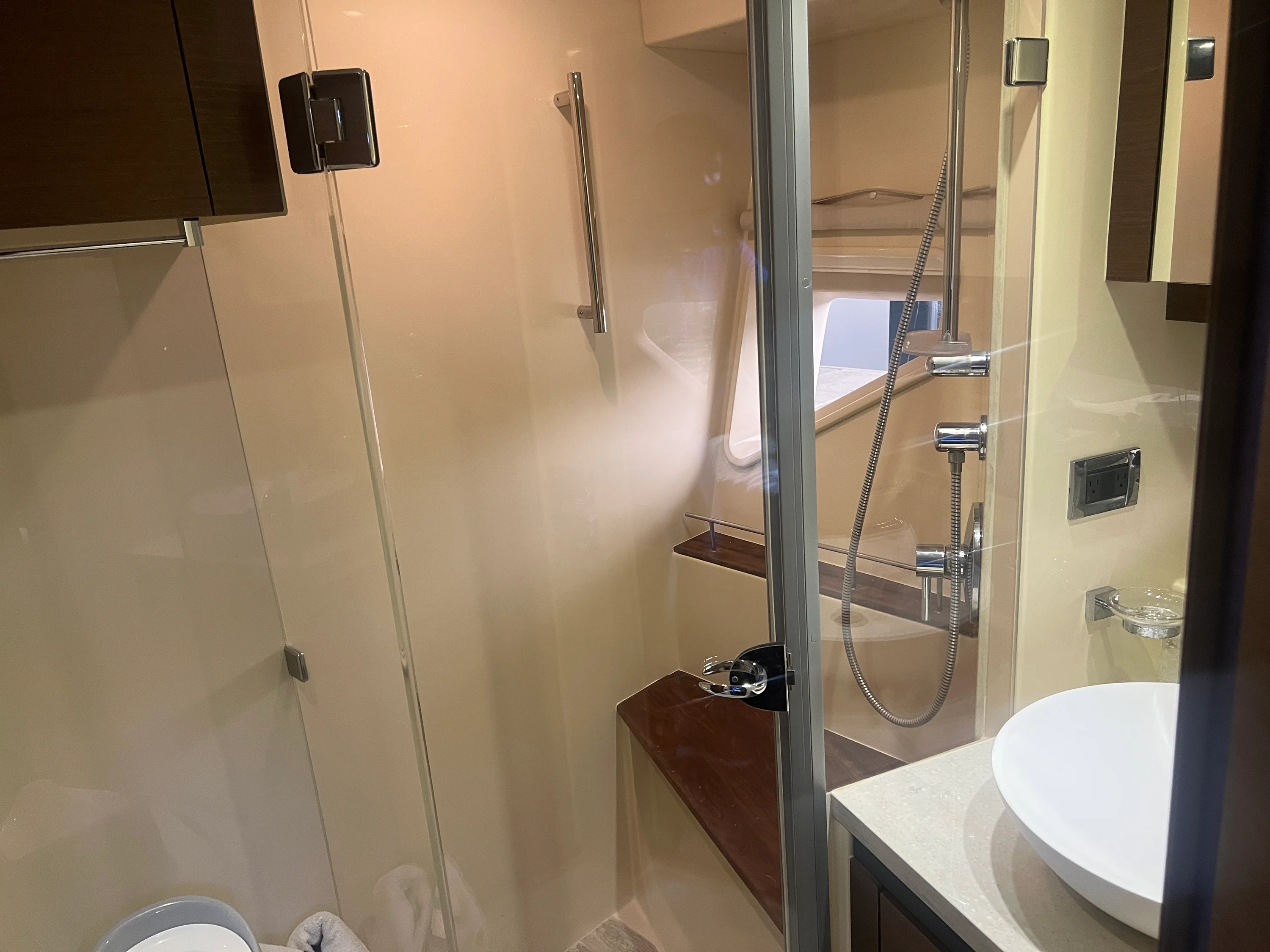 2015 Sea Ray 510 SUNDANCER Image Thumbnail #21