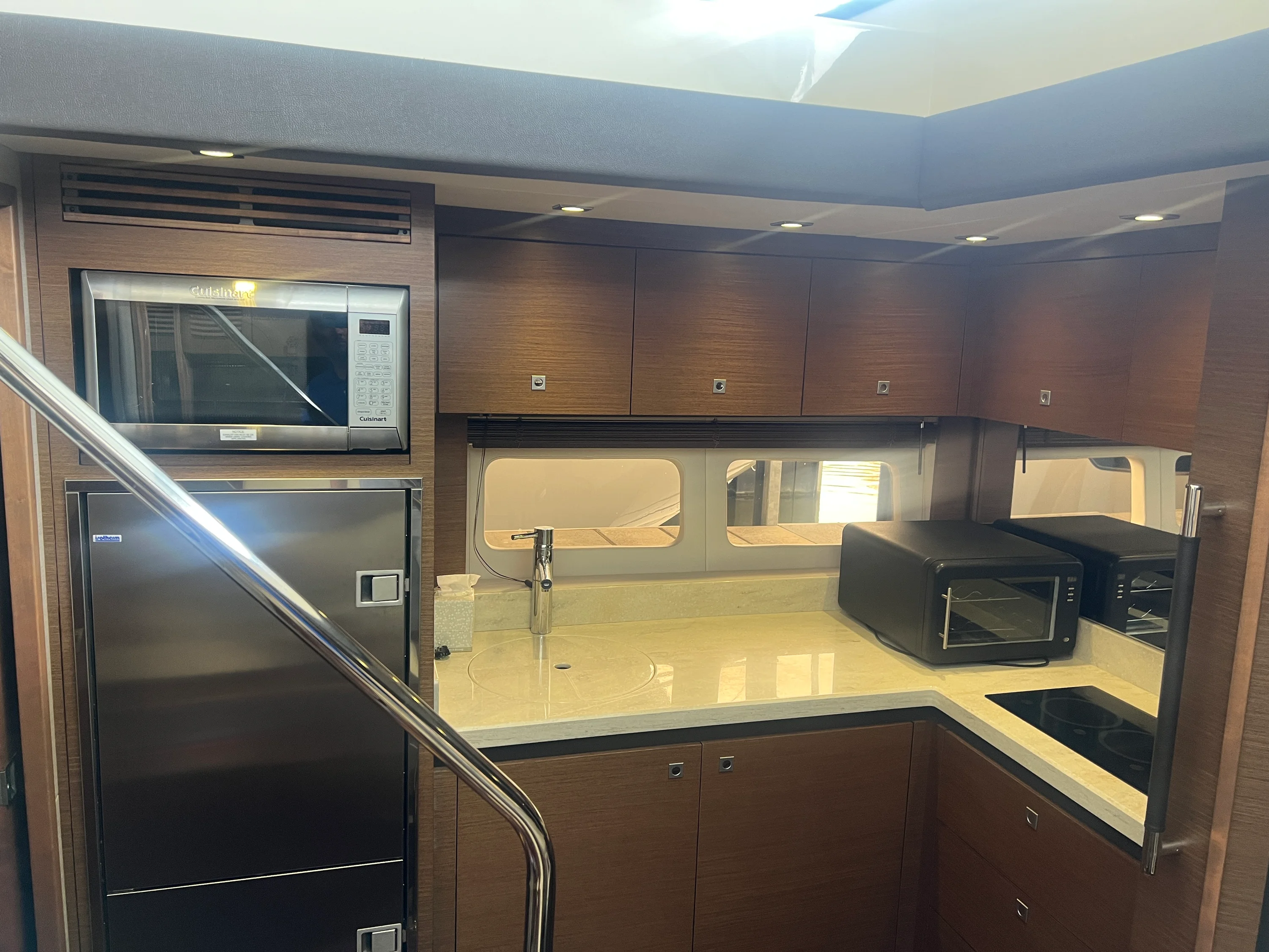 2015 Sea Ray 510 SUNDANCER Image Thumbnail #24