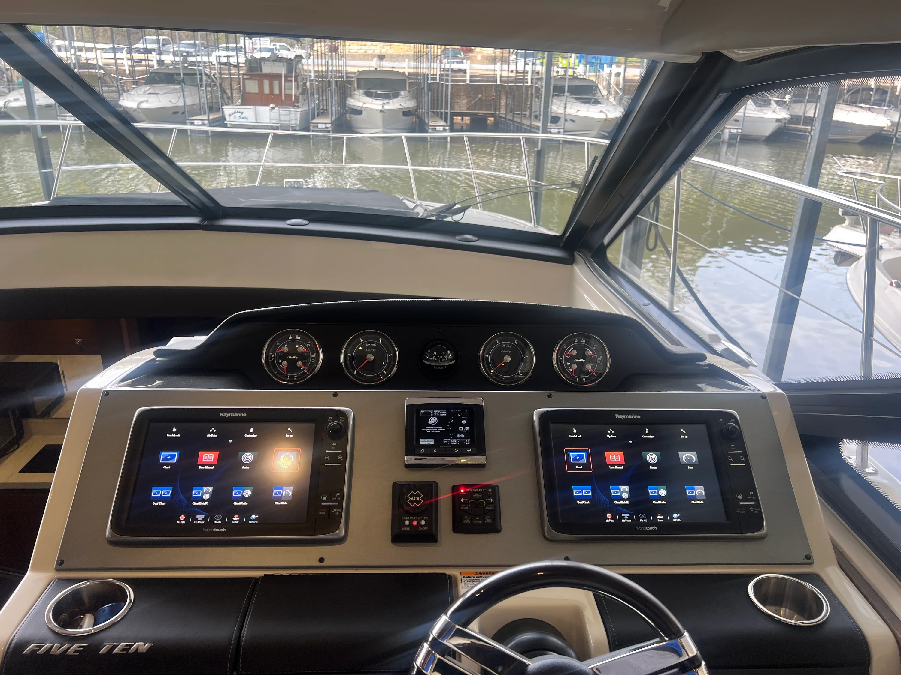 2015 Sea Ray 510 SUNDANCER Image Thumbnail #12