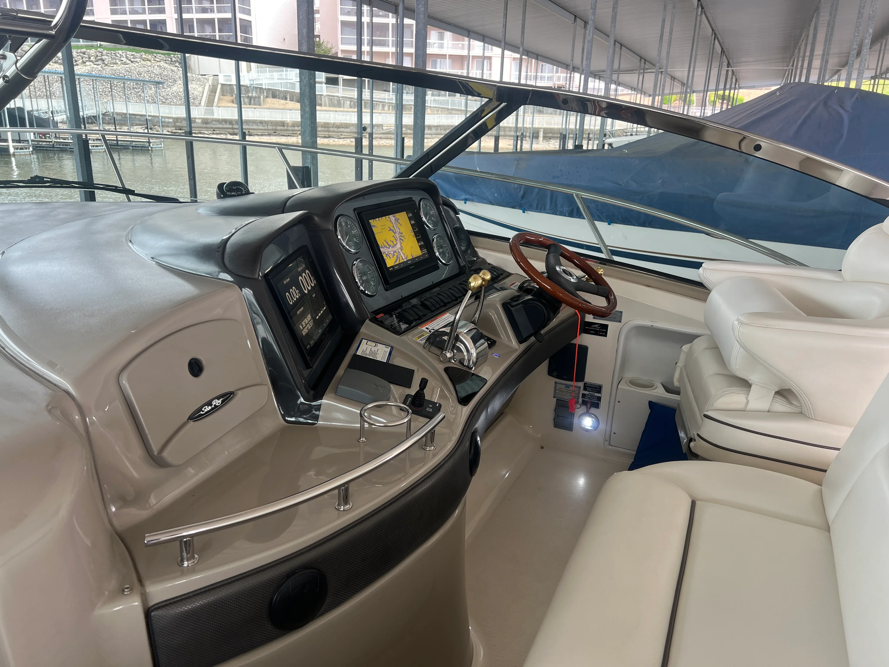 2007 Sea Ray 44 SUNDANCER Image Thumbnail #26