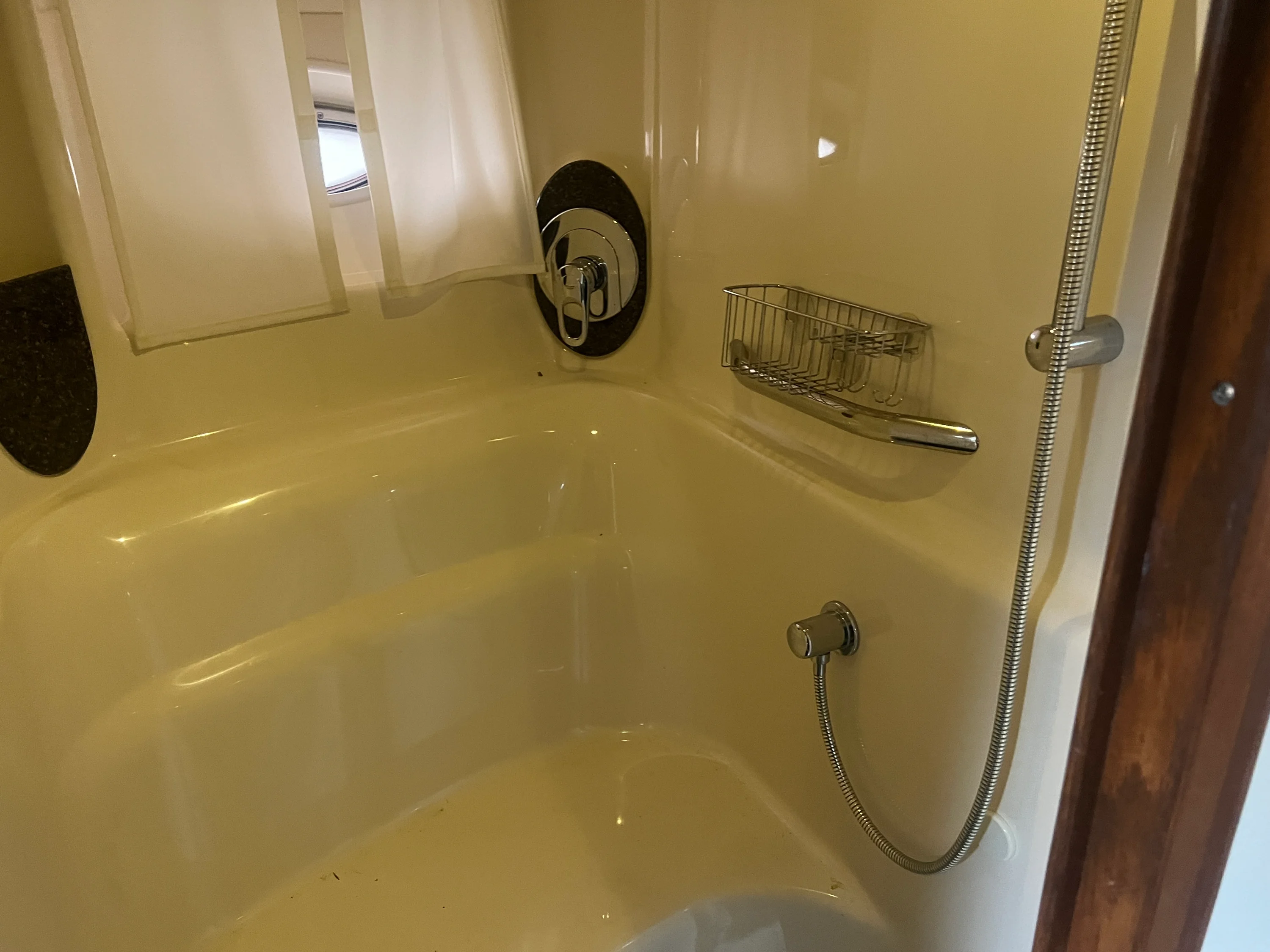 2007 Sea Ray 44 SUNDANCER Image Thumbnail #20