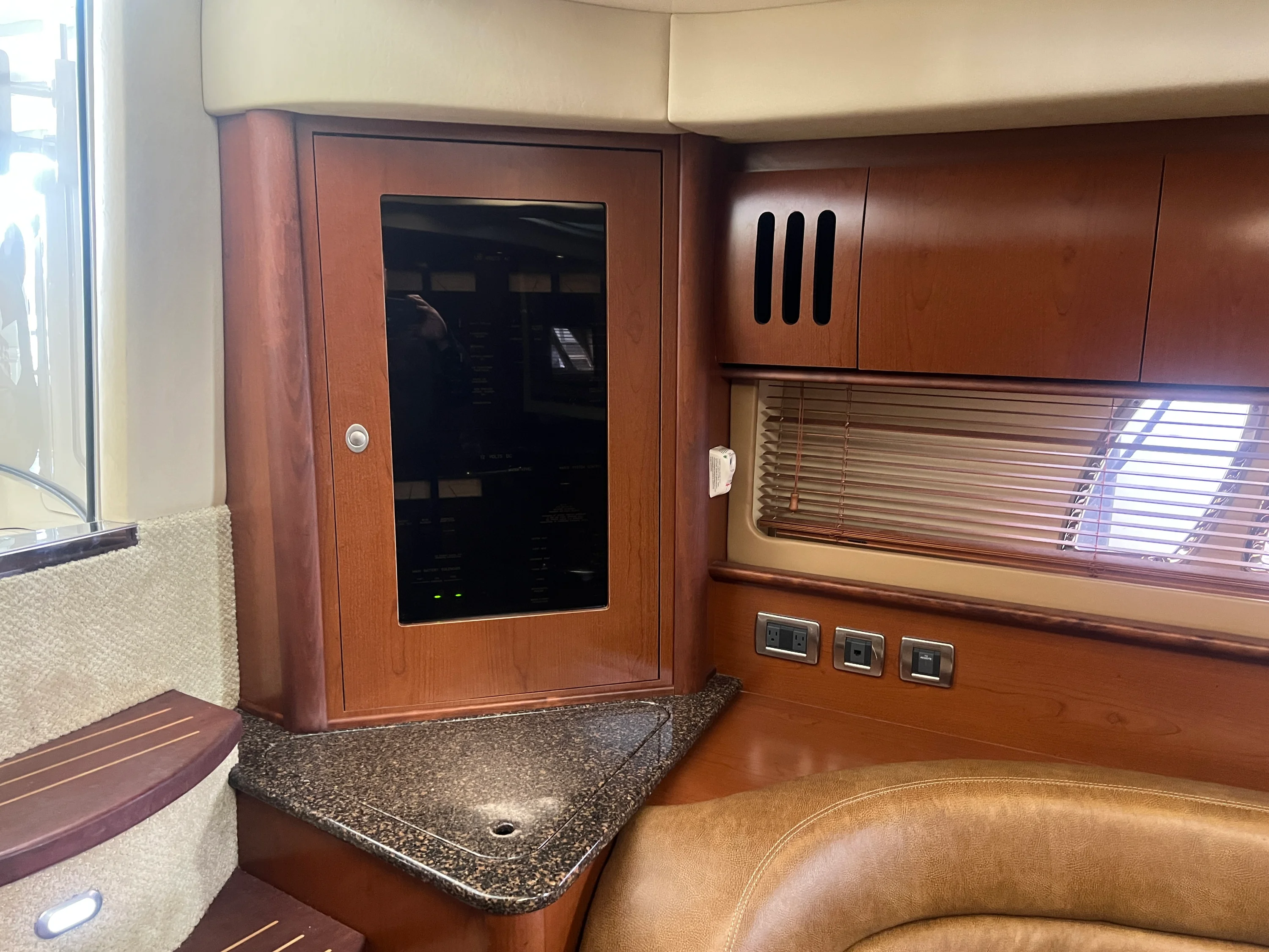 2007 Sea Ray 44 SUNDANCER Image Thumbnail #14