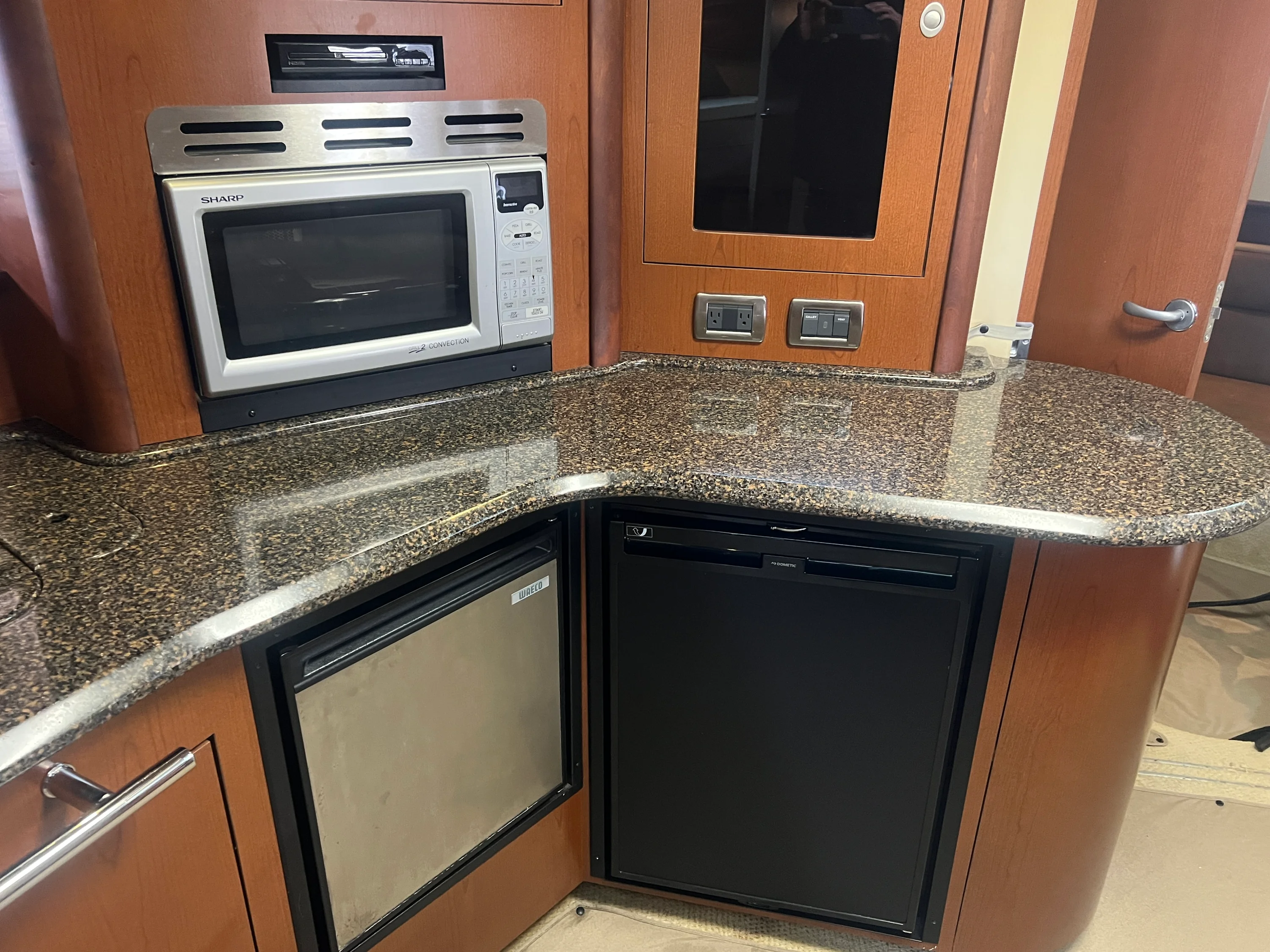 2007 Sea Ray 44 SUNDANCER Image Thumbnail #18