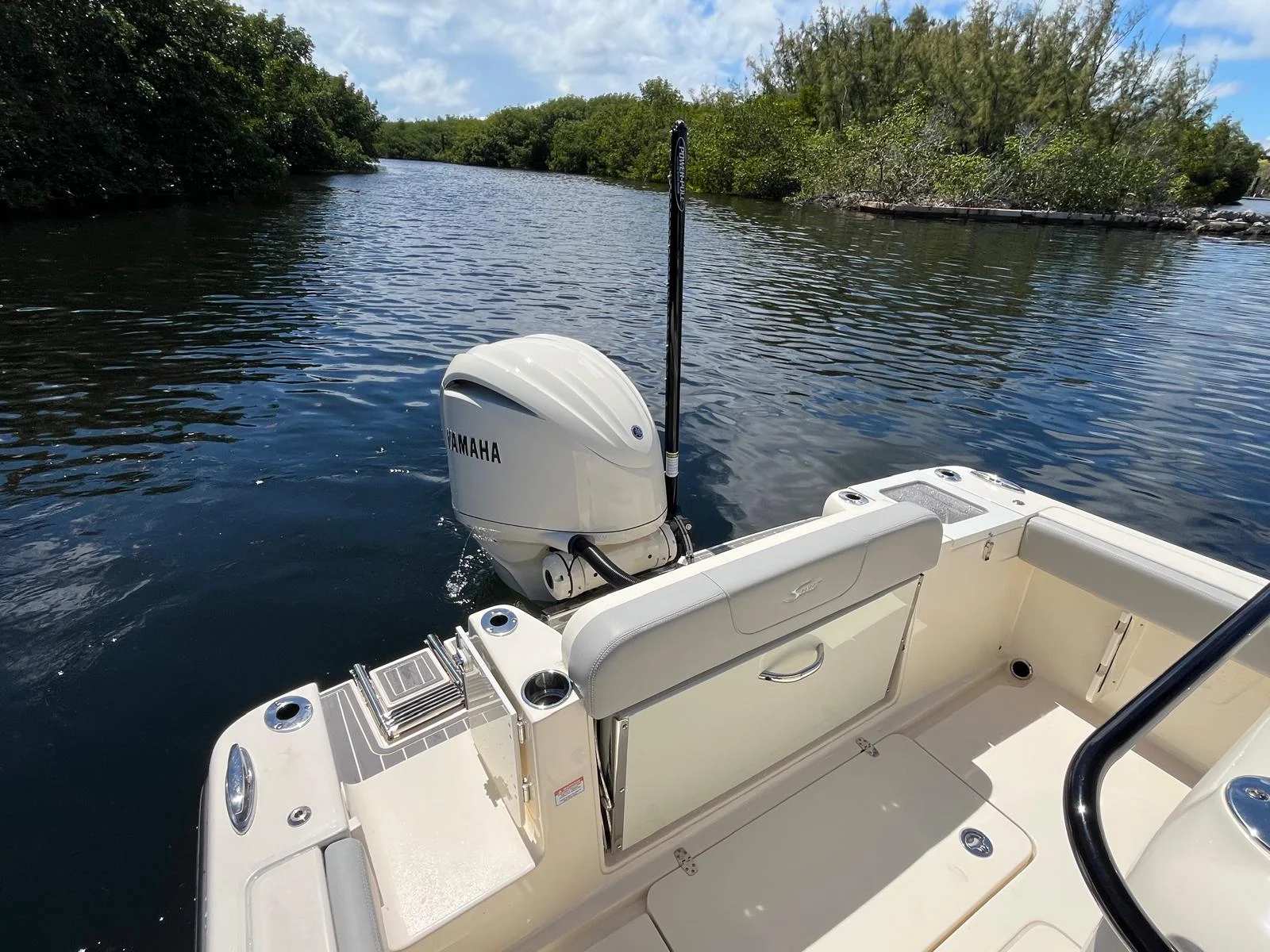 2025 Scout 240 XSF Image Thumbnail #17