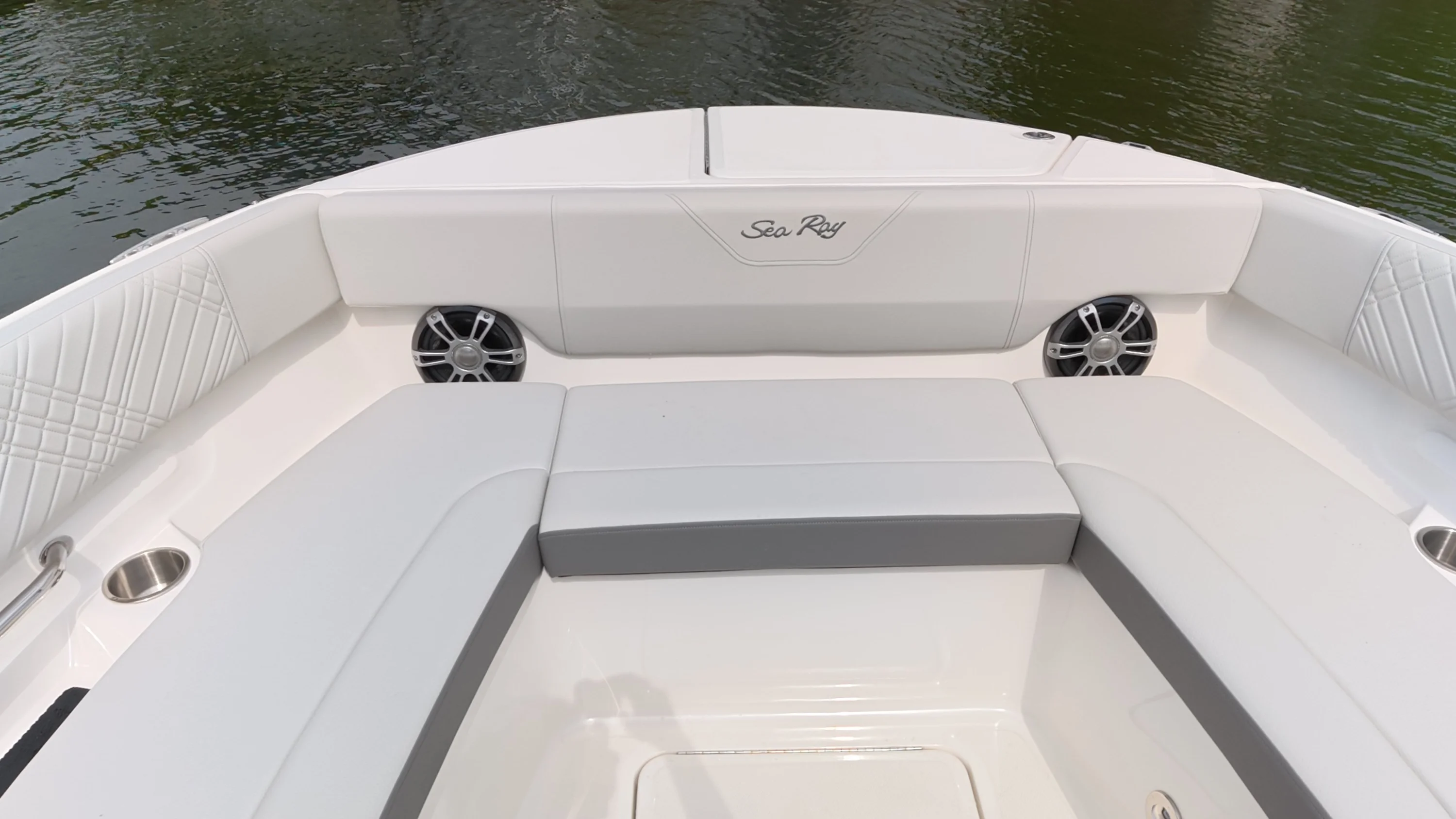 2025 Sea Ray SDX 270 Outboard Image Thumbnail #28